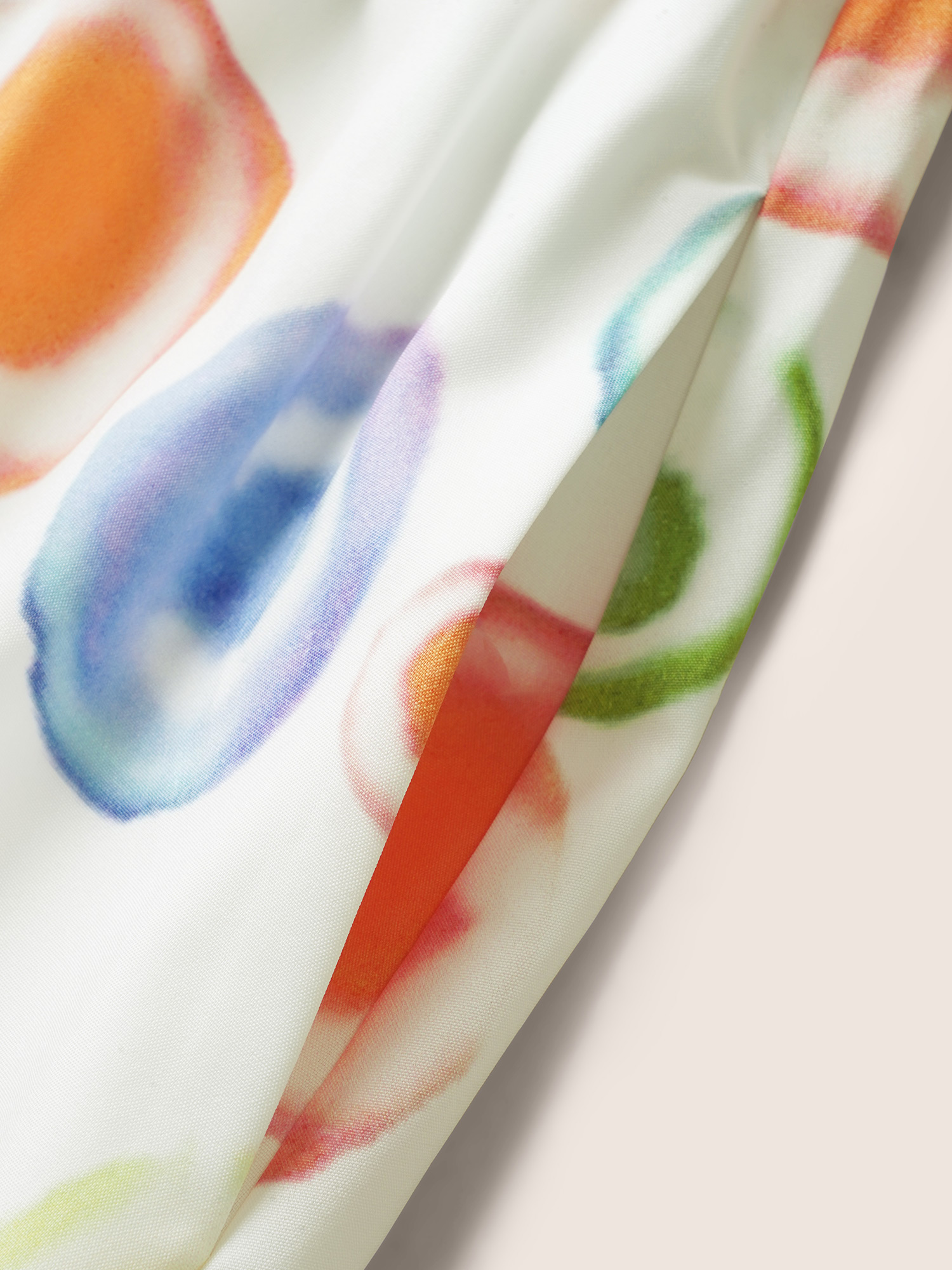 Plus Size Colored Colorblock Shirred Split Hem Maxi Dress Originalwhite Women Resort Shirred V-neck Short sleeve Curvy BloomChic 14-16/1X 