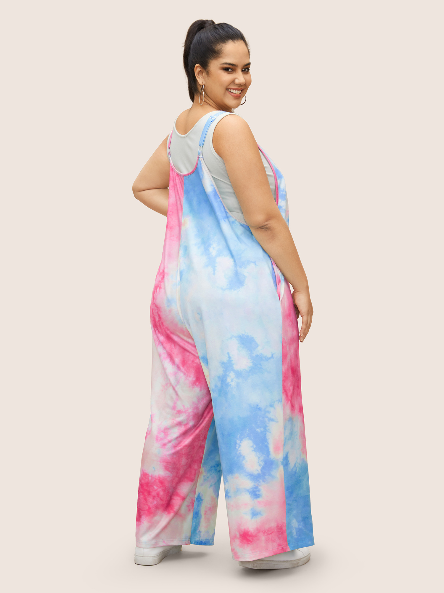 

Plus Size Peach U Neck Tie Dye Pocket Pleated Jumpsuit Women Casual Sleeveless U-neck Everyday Loose Jumpsuits BloomChic