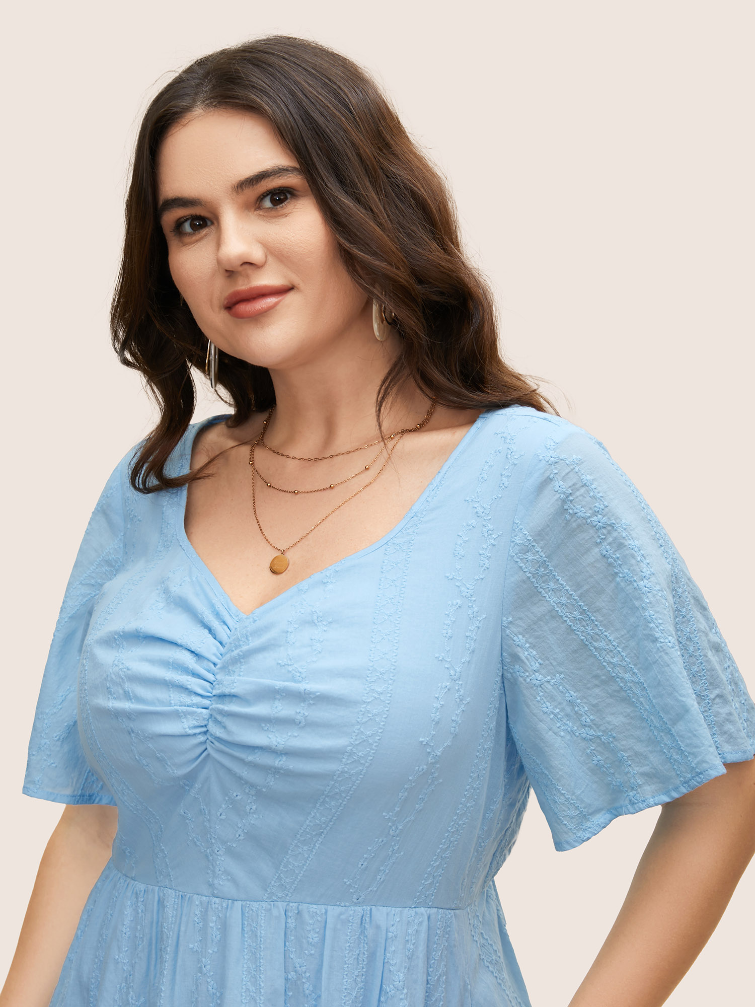 

Plus Size Floral Chain Embroidered Ruched Midi Dress LightBlue Women Heart neckline Short sleeve Curvy BloomChic