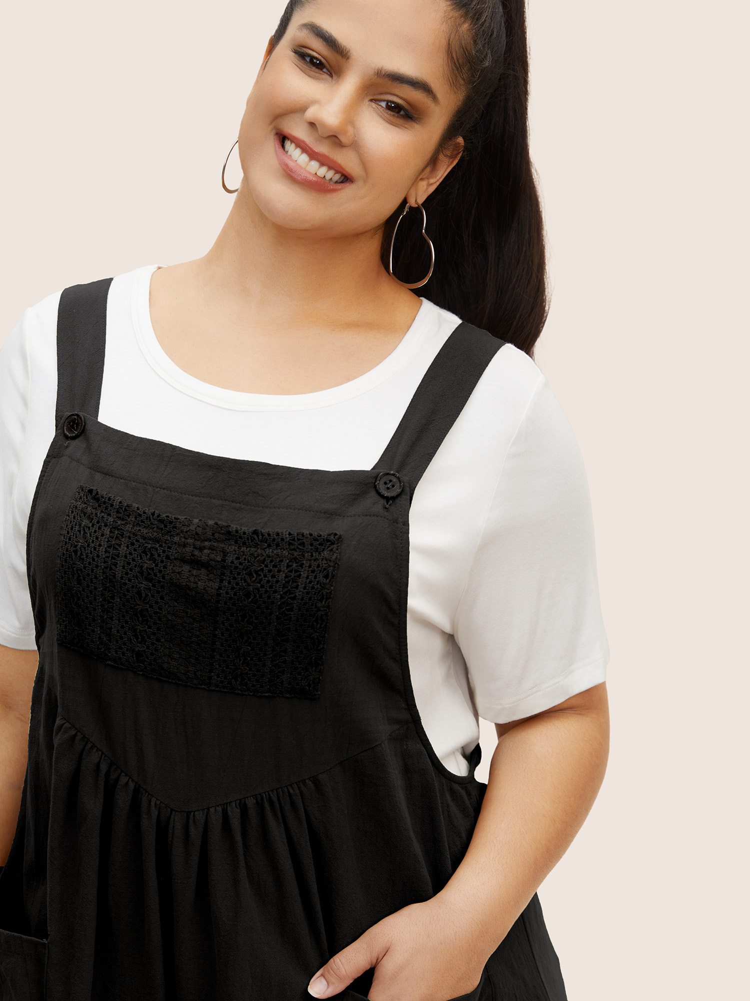 

Plus Size Black Cotton Plain Textured Patch Pocket Jumpsuit Women Casual Sleeveless Square Neck Everyday Loose Jumpsuits BloomChic