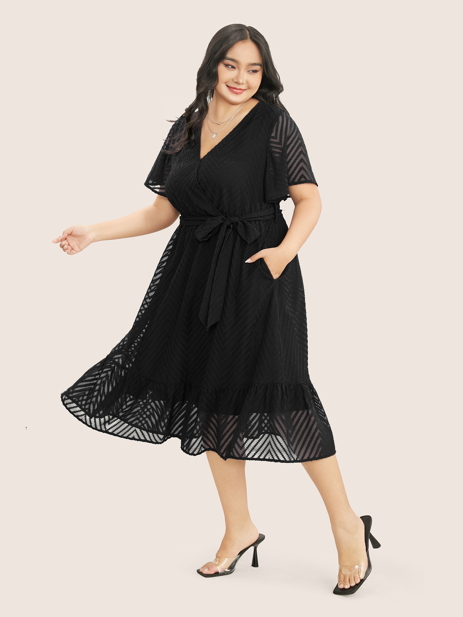 

Plus Size Plain Geometric Pocket Mesh Ruffle Sleeve Belted Wrap Dress Black Women Pocket V-neck Short sleeve Curvy Midi Dress BloomChic