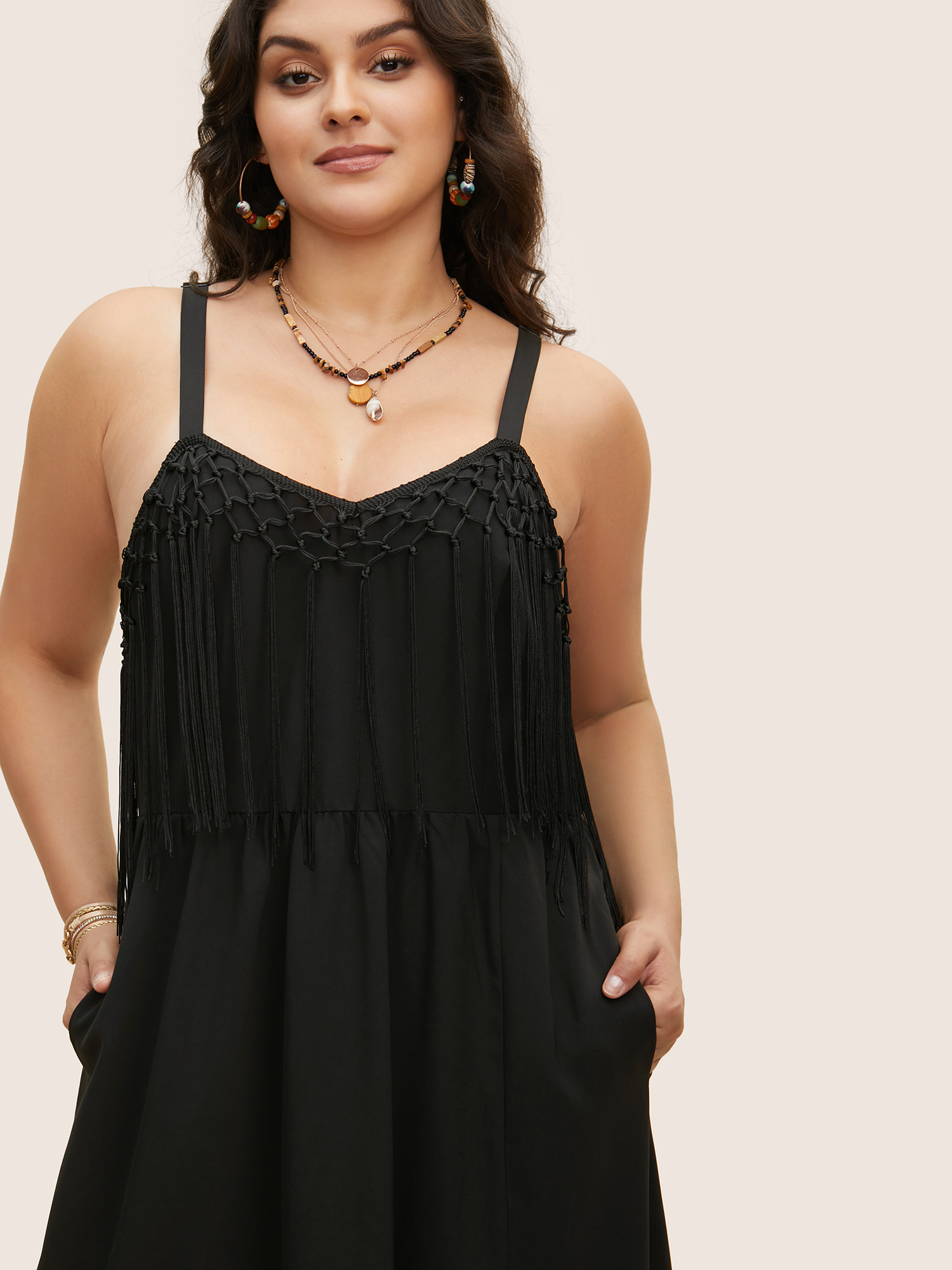 

Plus Size Solid Tassel Trim Split Hem Cami Dress Black Women Wraparound straps V-neck Sleeveless Curvy BloomChic