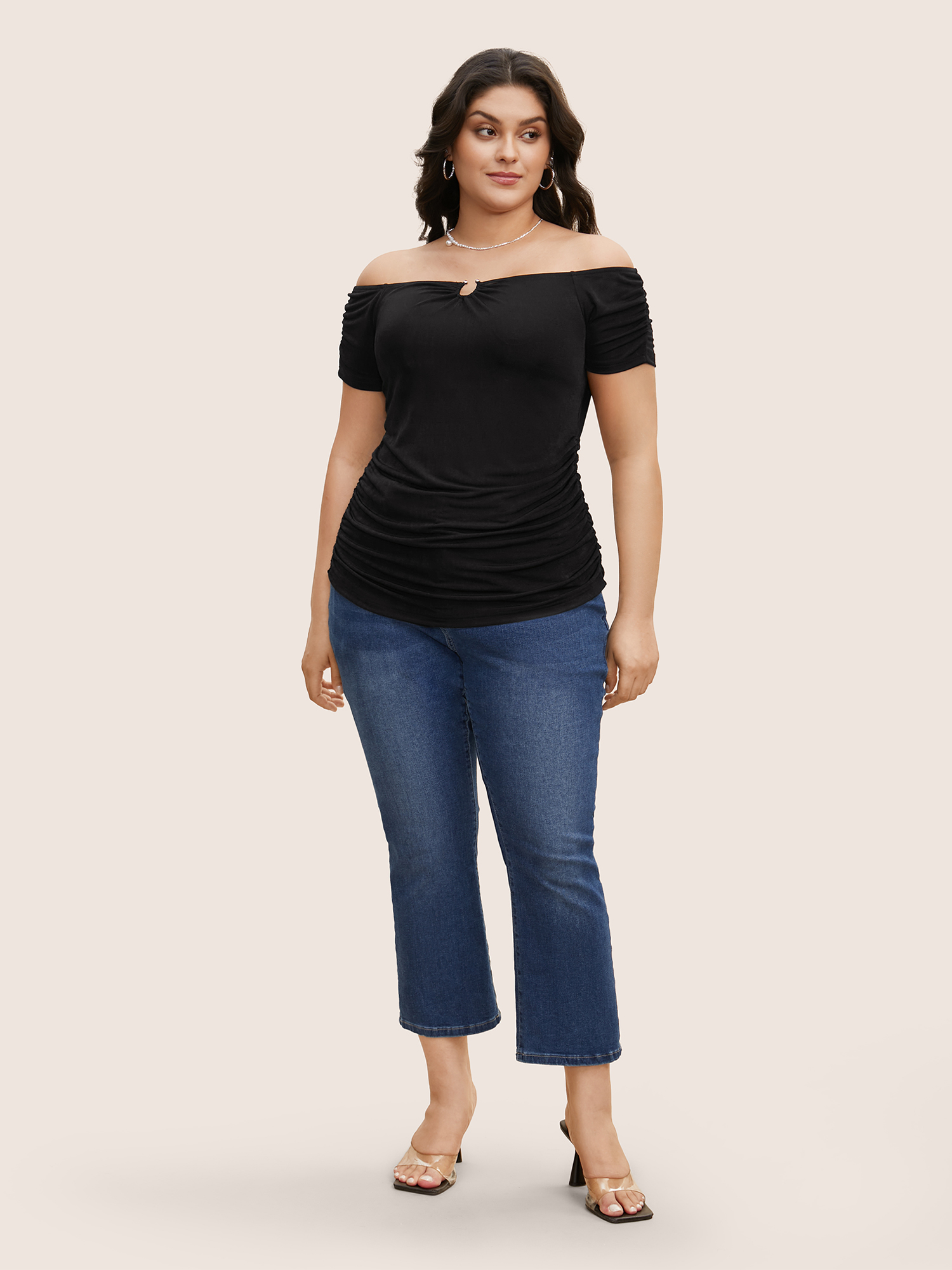 

Plus Size One Shoulder Neck Cut Out Gathered T-shirt Black Women Elegant Cut-Out One-shoulder neck Bodycon Everyday T-shirts BloomChic