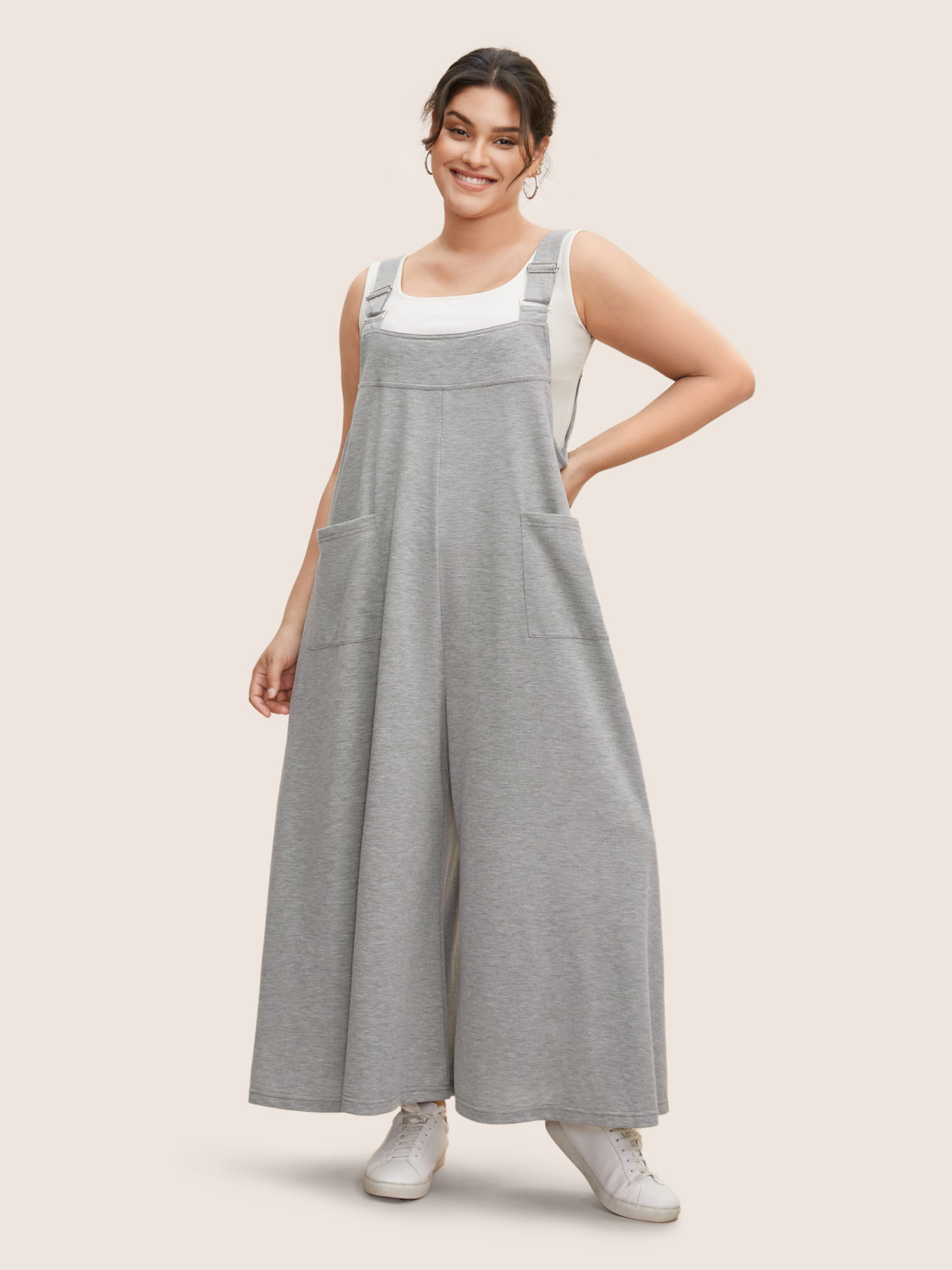 

Plus Size Silver Solid Heather Patched Pocket Wide Leg Jumpsuit Women Casual Sleeveless Square Neck Everyday Loose Jumpsuits BloomChic