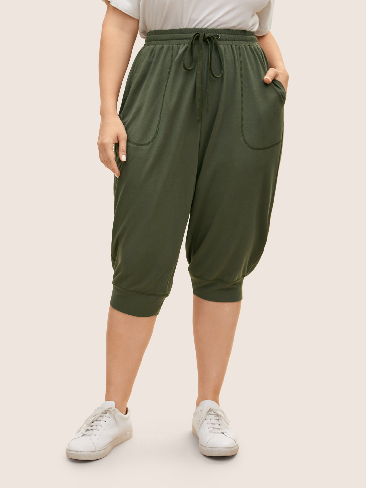 

Plus Size Solid Drawstring Topstitching Mid Rise Carrot Pants Women ArmyGreen Casual Mid Rise Everyday Pants BloomChic