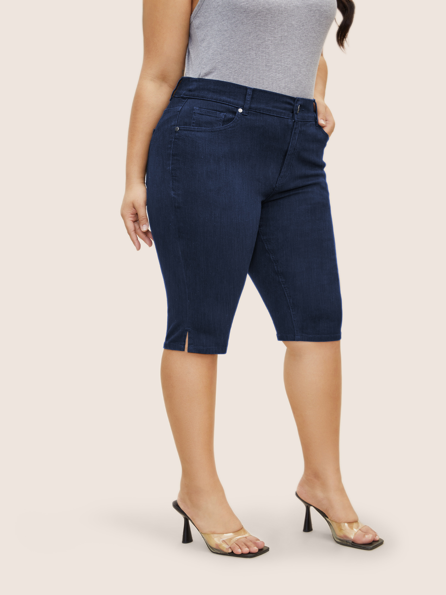 

Plus Size Black Wash Split Side Pull-on Jegging Jeans Women Denimindigo Casual Slit High stretch Slanted pocket Jeans BloomChic