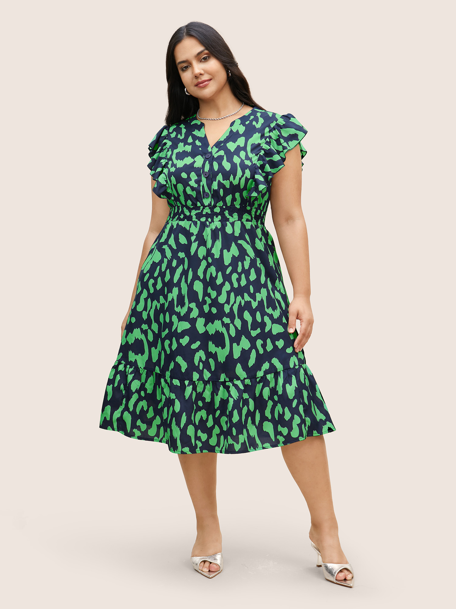 

Plus Size Notched Leopard Print Cap Sleeve Ruffles Dress Truegreen Women Notched collar Cap Sleeve Curvy BloomChic