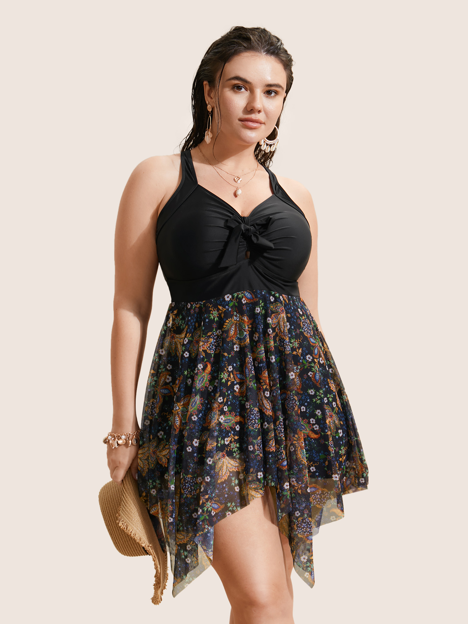 

Plus Size Patchwork Ruched Knot Asymmetrical Hem Swim Dress Women's Swimwear Black Beach Bodycon Heart neckline High stretch Curve Swim Dresses BloomChic