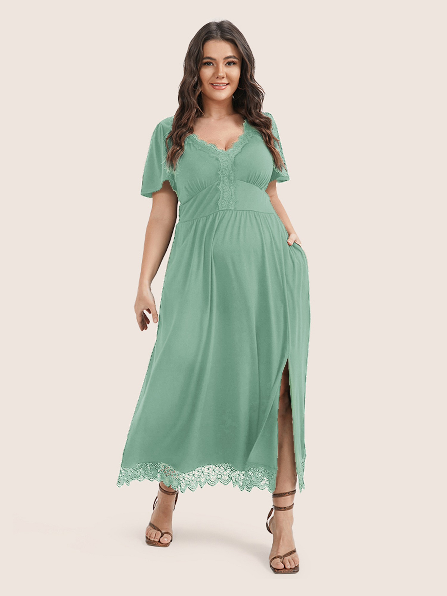 

Plus Size Solid Pocket Contrast Lace Split Maxi Dress Sage Women Patchwork V-neck Short sleeve Curvy Long Dress BloomChic