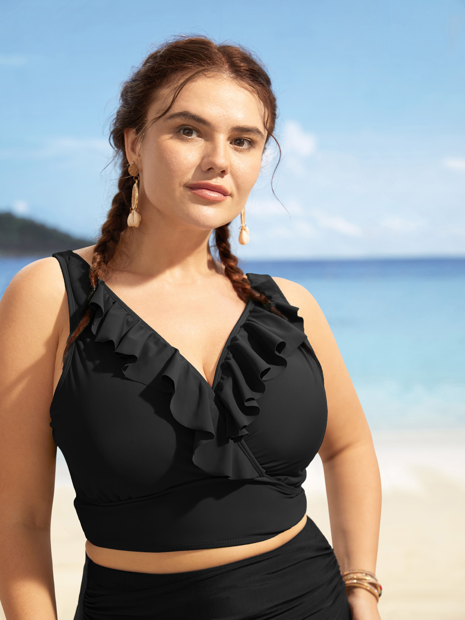 

Plus Size Solid Ruffle Surplice Neck Trim Swim Top Women's Swimwear Black Beach Ruffles High stretch Skinny Overlap Collar Curve Swim Tops BloomChic