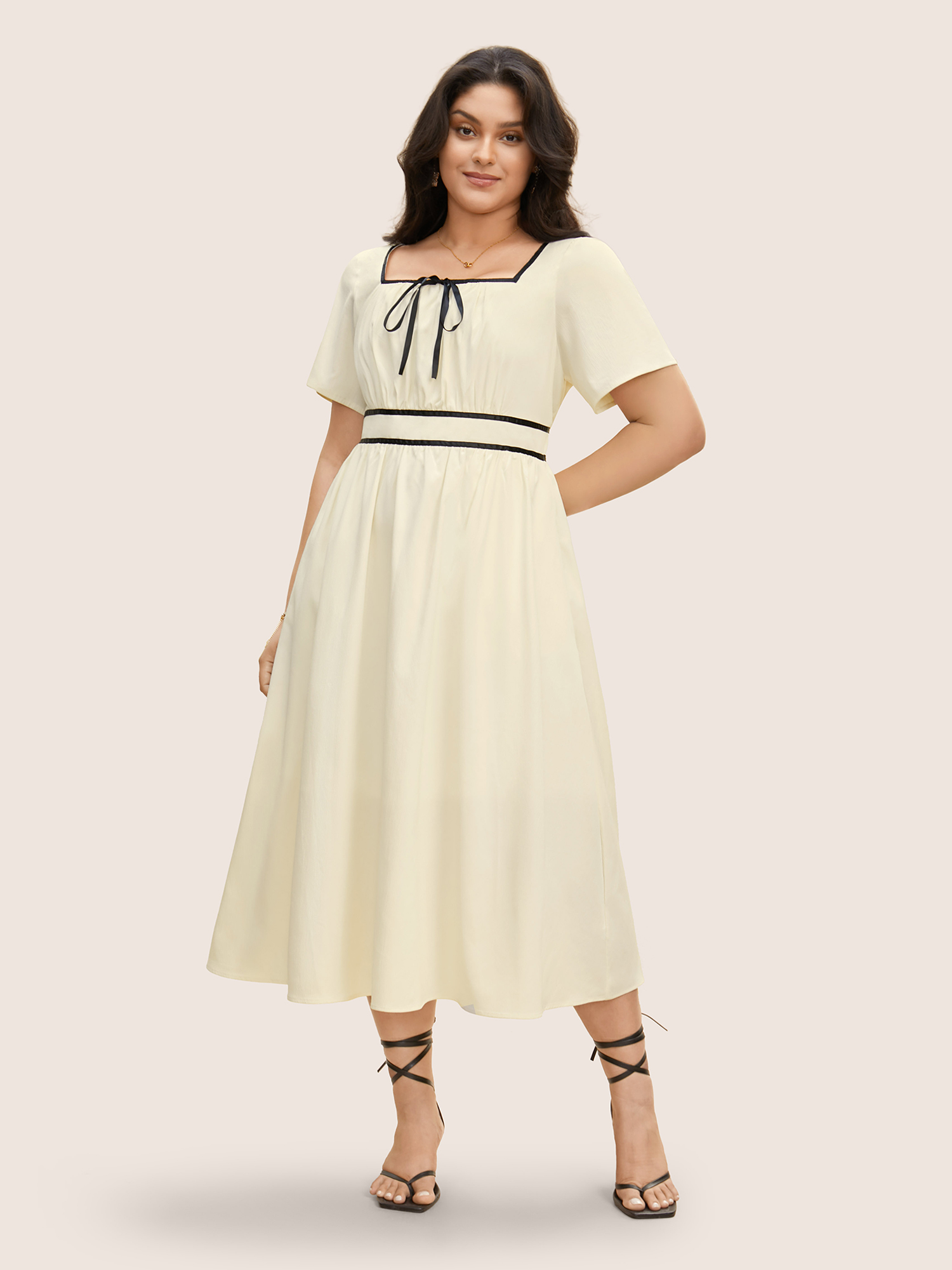 

Plus Size Contrast Trim Tie Knot Elastic Waist Dress Ivory Women Tie knot Square Neck Short sleeve Curvy BloomChic