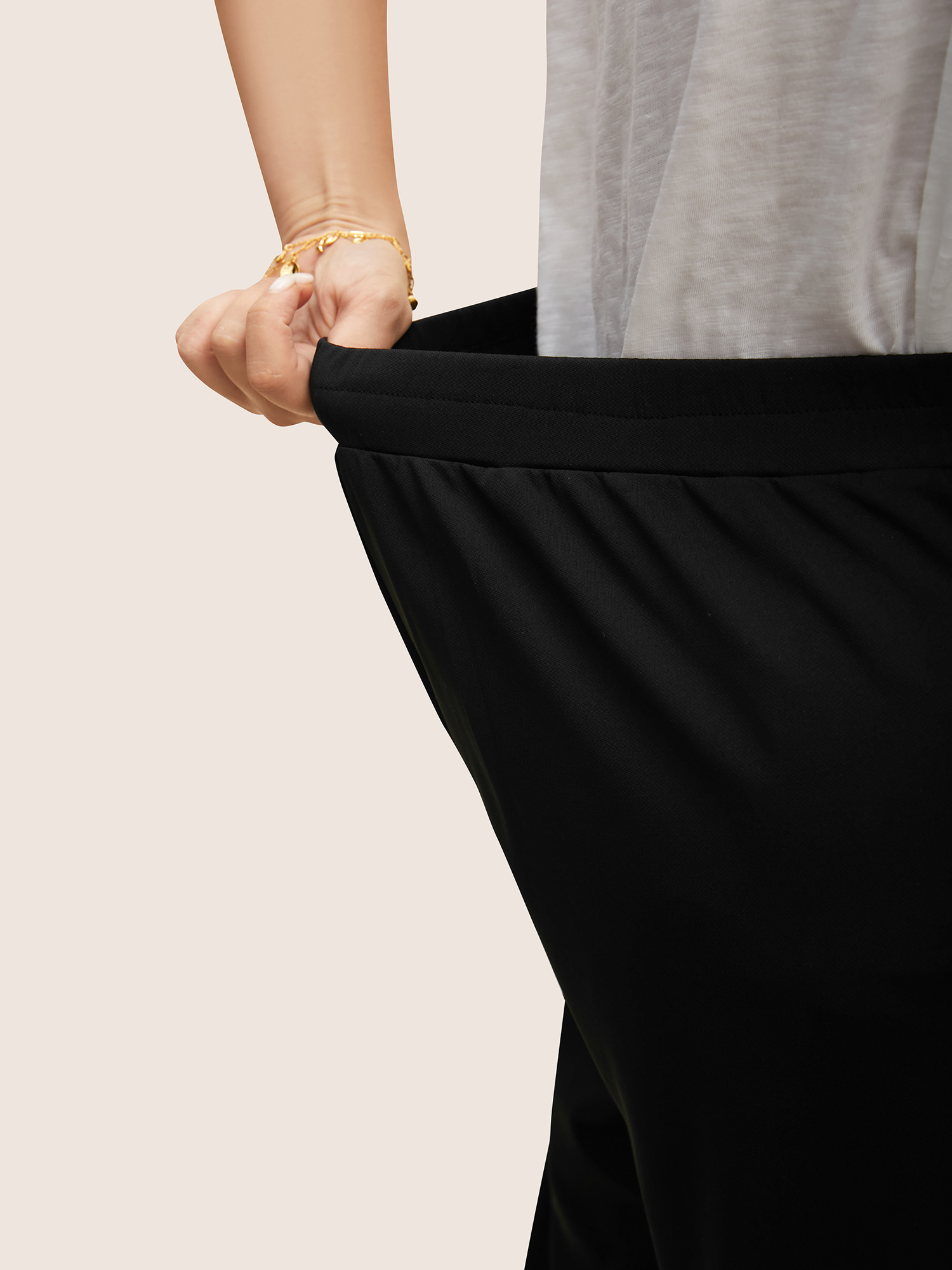 Plus Size Medium stretch Laser Cut Elastic Waist Pants Women Black Elegant Wide Leg Mid Rise Everyday Pants BloomChic 10/M 