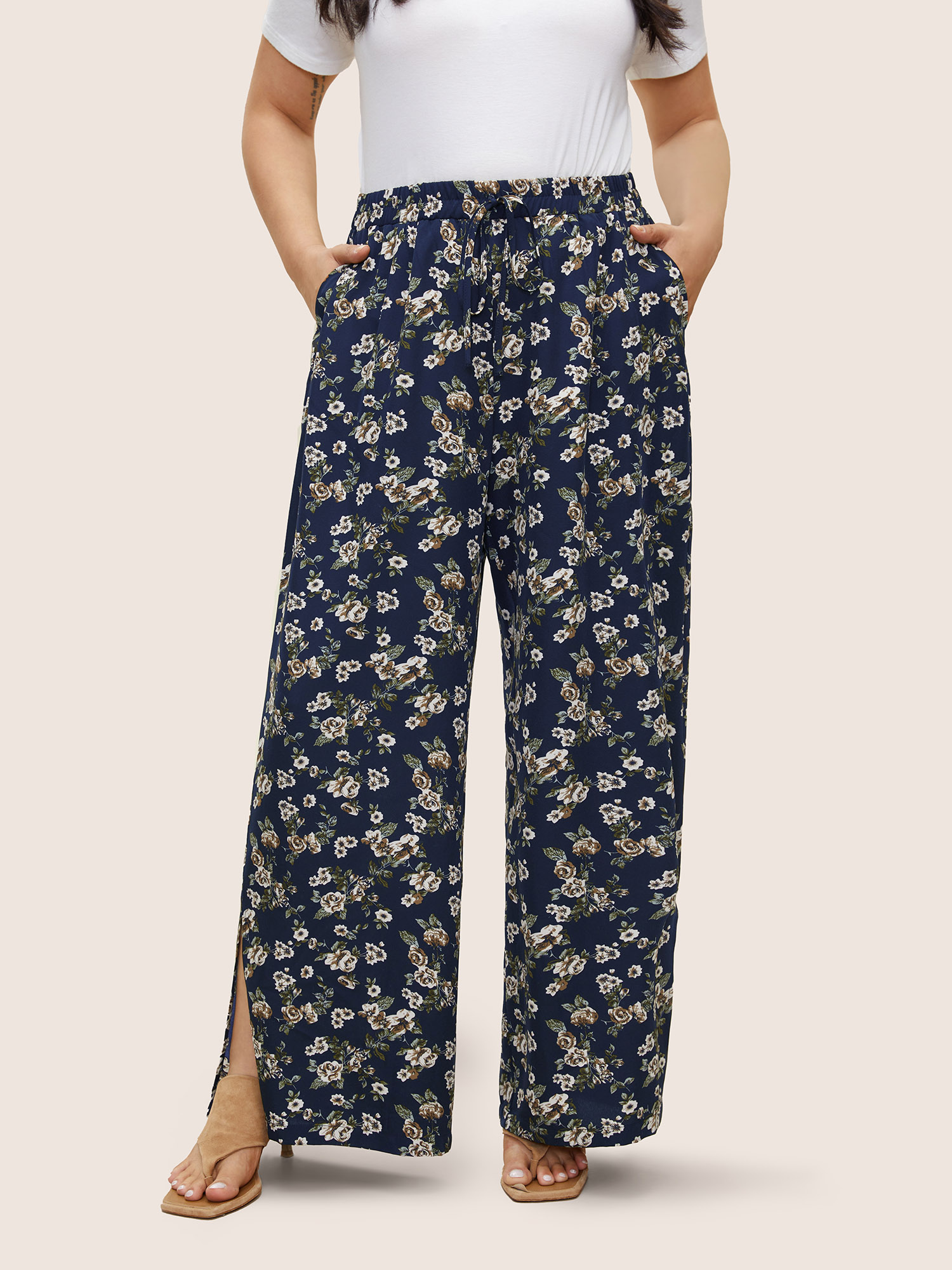 

Plus Size Ditsy Floral Ties Split Hem Wide Leg Pants Women Indigo Resort Wide Leg High Rise Vacation Pants BloomChic