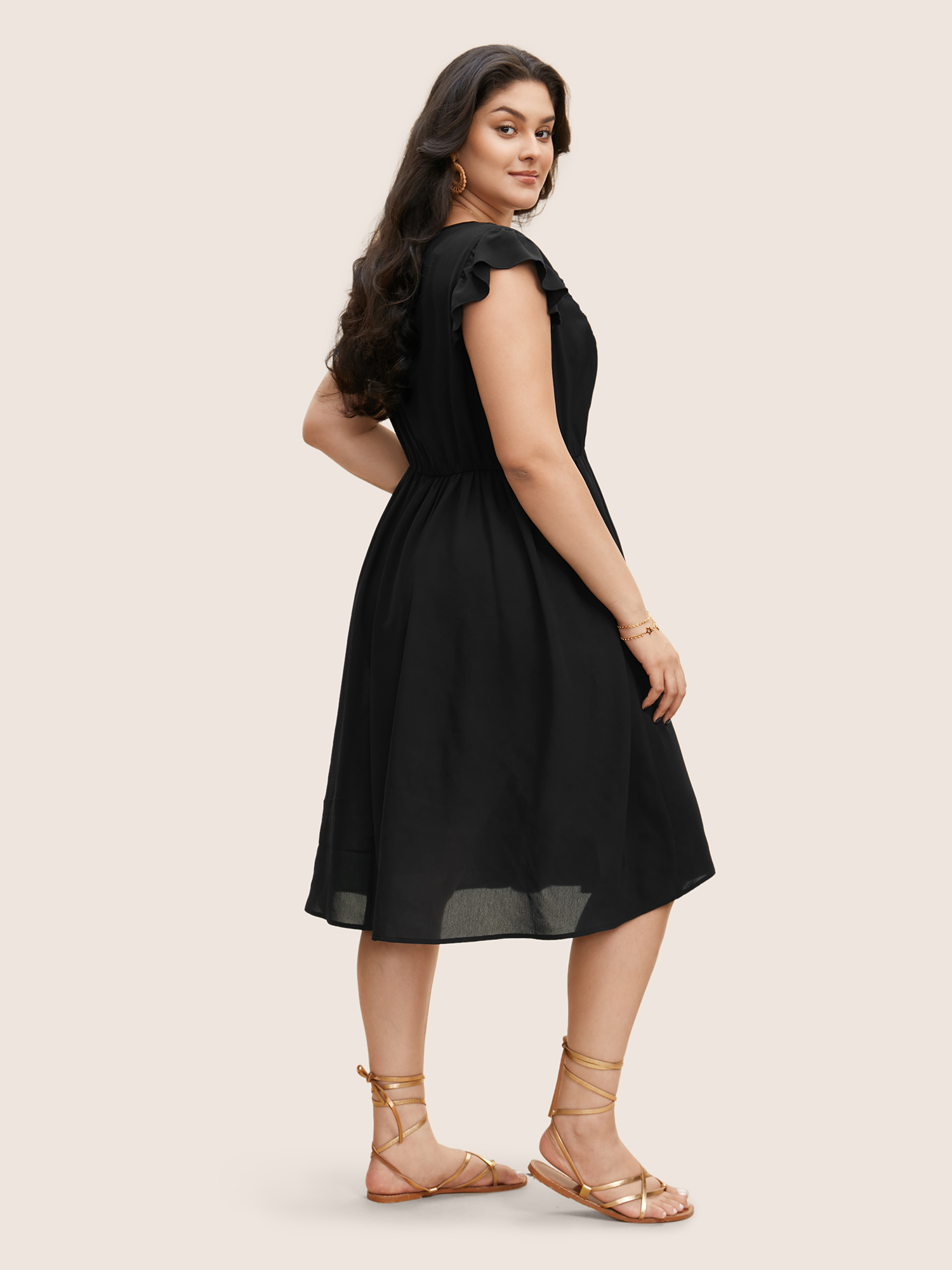 Plus Size Floral Embroidered V Neck Ruffle Cap Sleeve Dress Black Women Embroidered V-neck Cap Sleeve Curvy BloomChic 12/L 