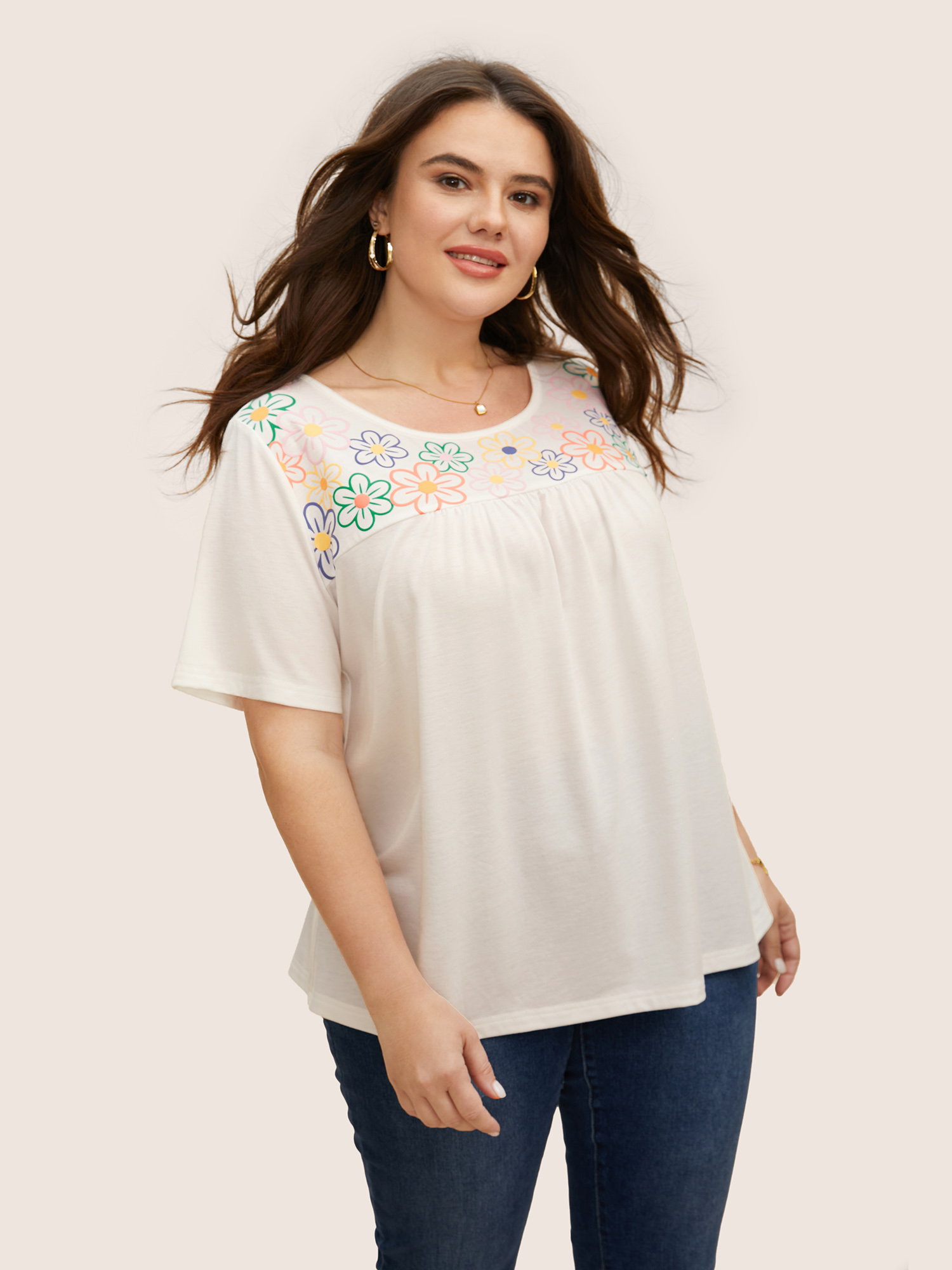 

Plus Size Colored Floral Print Round Neck Gathered T-shirt WhiteSmoke Women Casual Contrast Round Neck Everyday T-shirts BloomChic