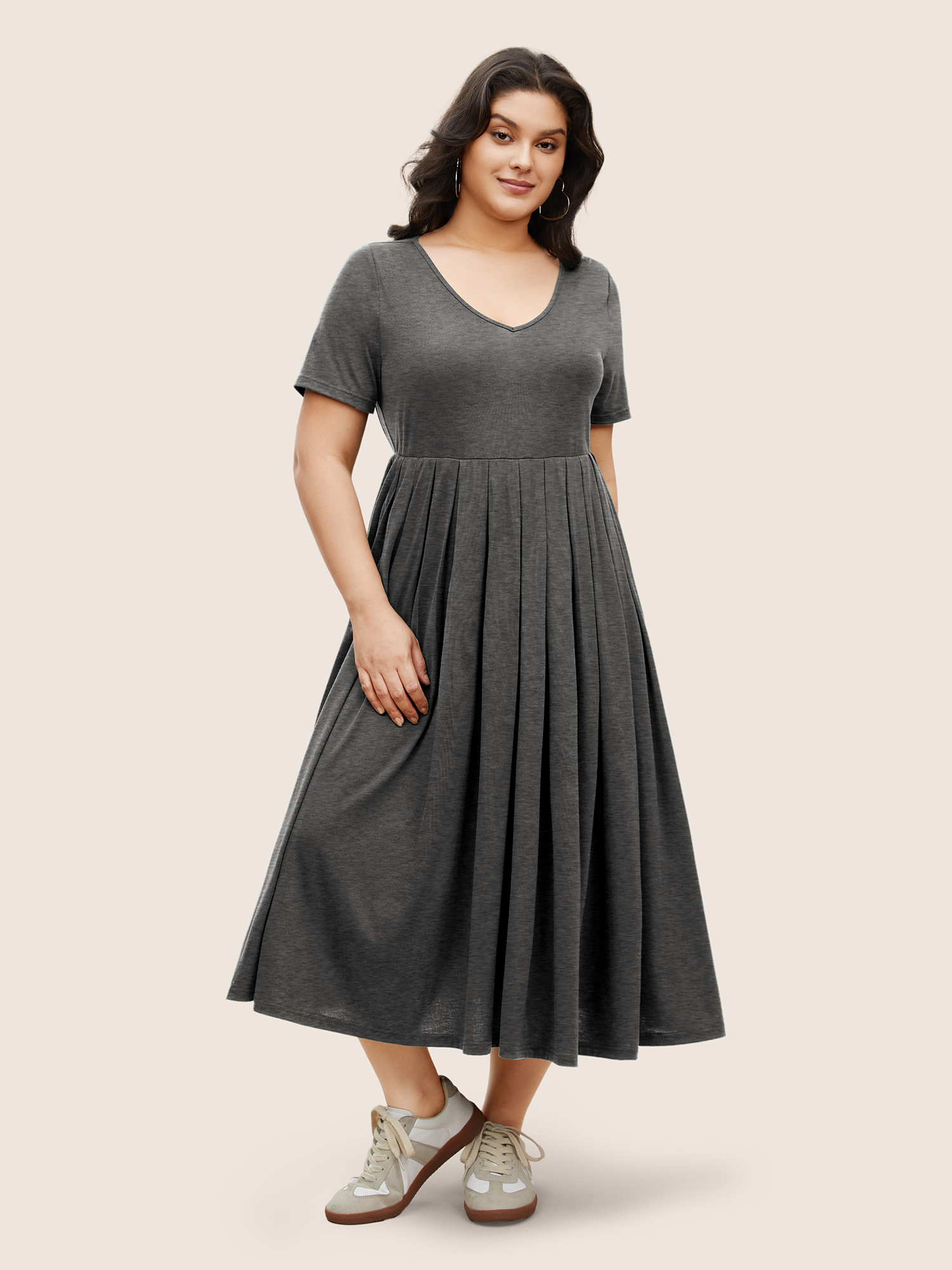 

Plus Size Supersoft Essentials Plain Pleated Dress DimGray Women Pleated V-neck Short sleeve Curvy BloomChic