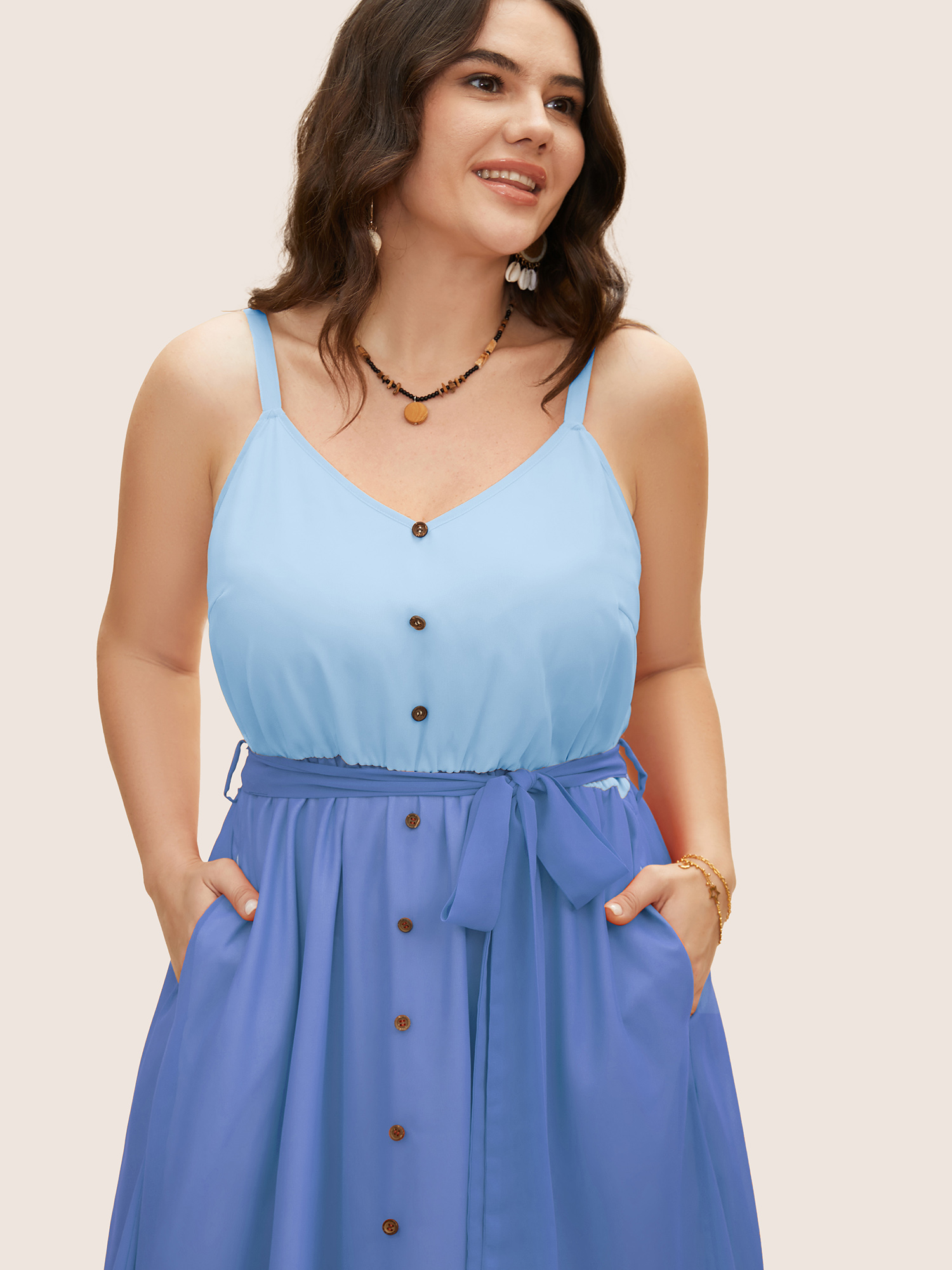 

Plus Size Colorblock Contrast Button Detail Slit Front Dress LightBlue Women Resort See through V-neck Sleeveless Curvy BloomChic