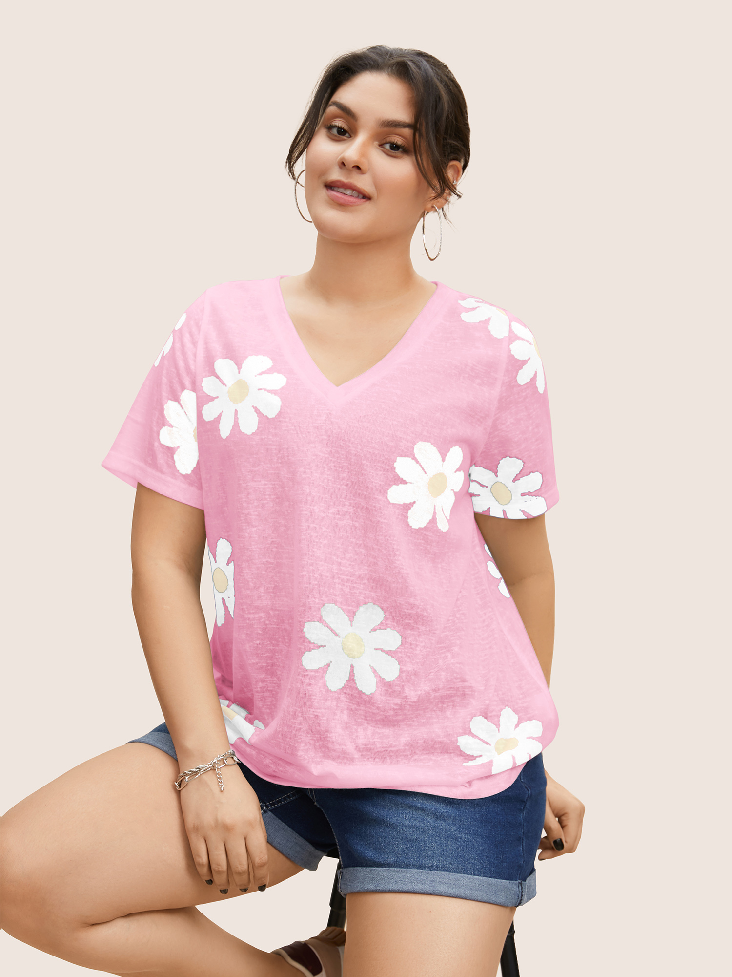 

Plus Size Colored Floral V Neck See Through T-shirt Blush Women Casual See through Art&design V-neck Everyday T-shirts BloomChic