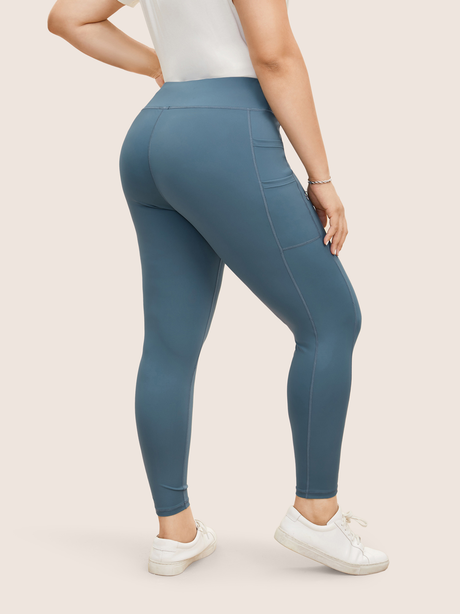 

Plus Size Patched Pocket High Stretch High Rise Leggings Women Stone Casual High stretch Skinny High Rise Everyday Leggings BloomChic