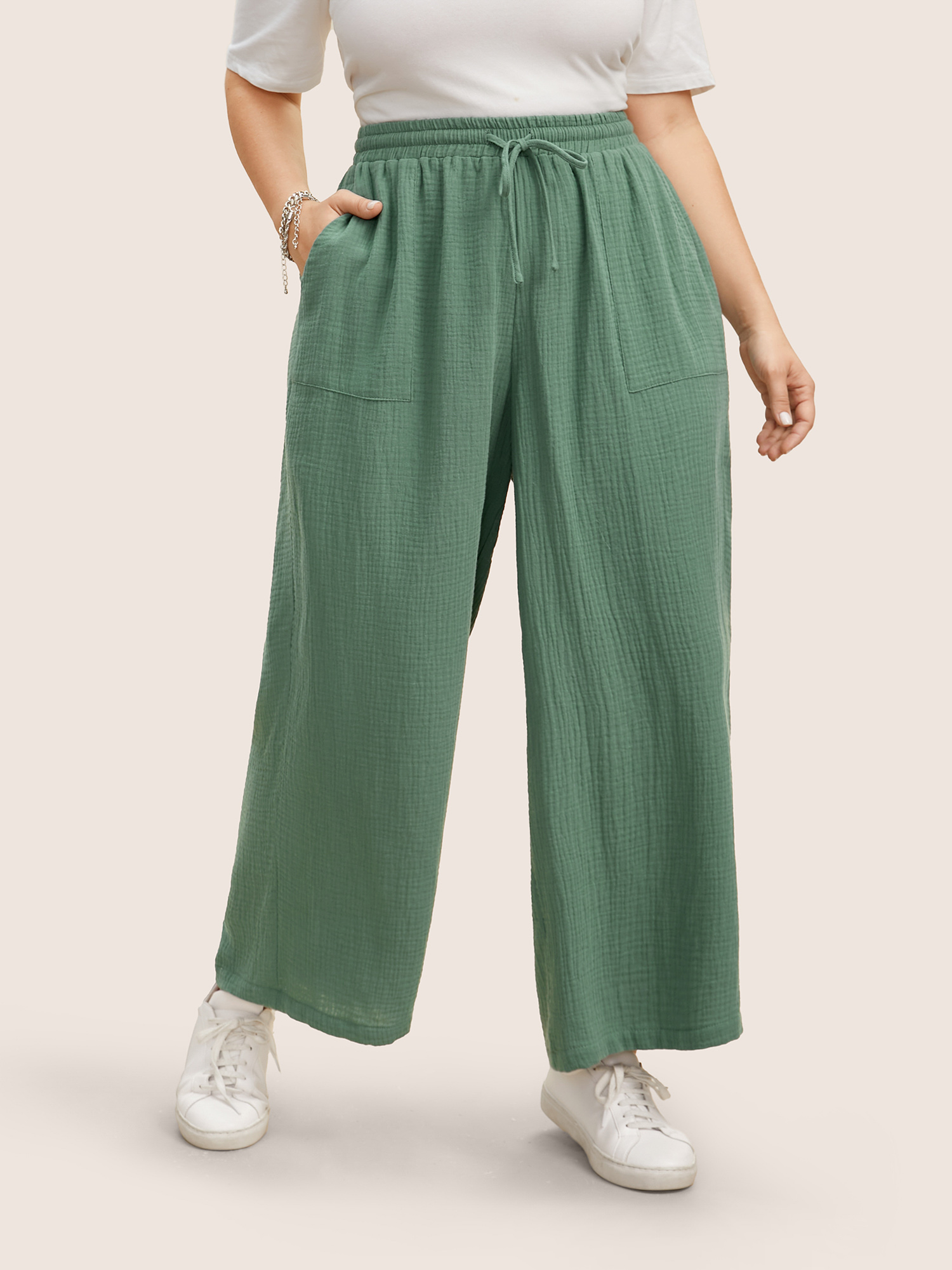 

Plus Size Plain Textured Drawstring Wide Leg Pants Women Emerald Casual Wide Leg Mid Rise Everyday Pants BloomChic