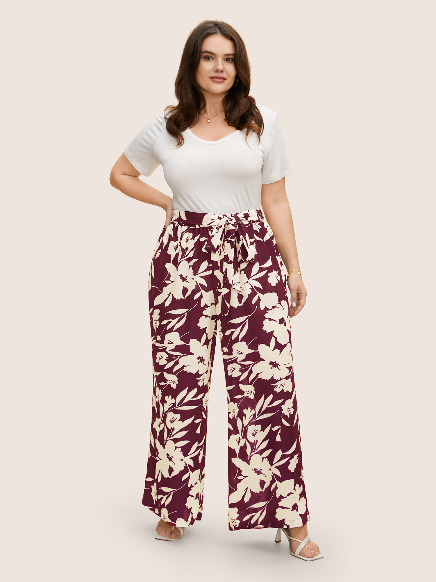 

Plus Size Silhouette Floral Print Ties Side Seam Pocket Pants Women Scarlet Elegant Wide Leg High Rise Everyday Pants BloomChic
