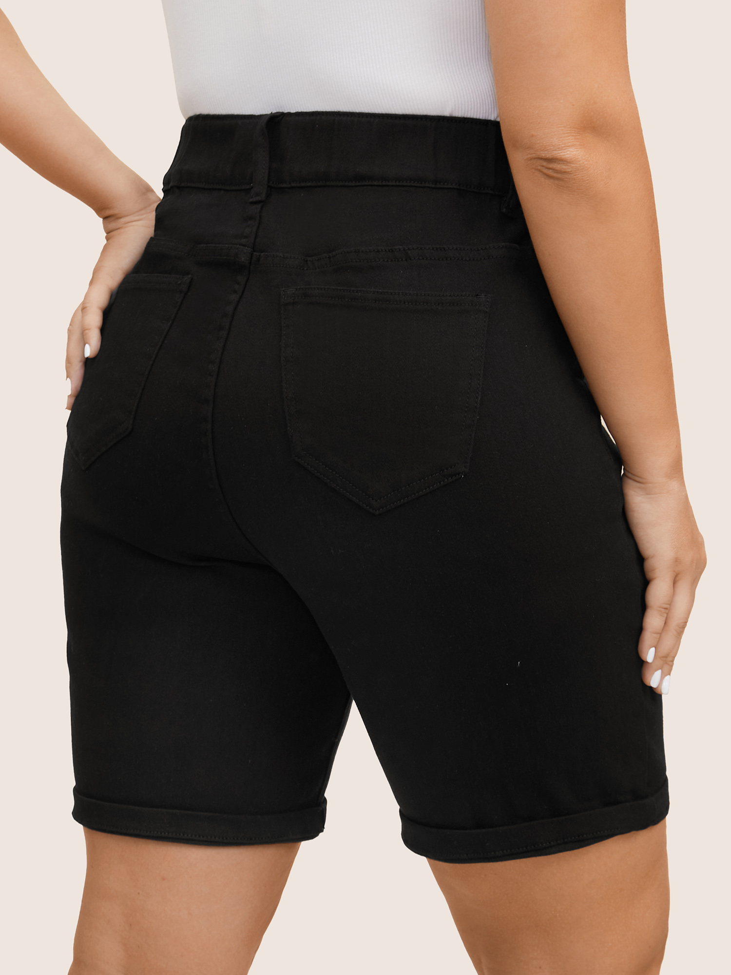 Plus Size Black Wash Roll Hem Slim Denim Shorts Women Black Roll Hem High stretch Everyday Slanted pocket Casual Denim Shorts BloomChic 14/1X 