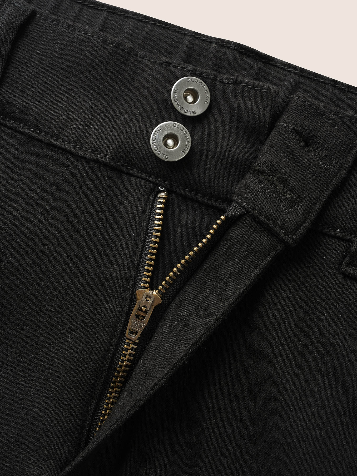 Plus Size Black Wash Roll Hem Slim Denim Shorts Women Black Roll Hem High stretch Everyday Slanted pocket Casual Denim Shorts BloomChic 14/1X 