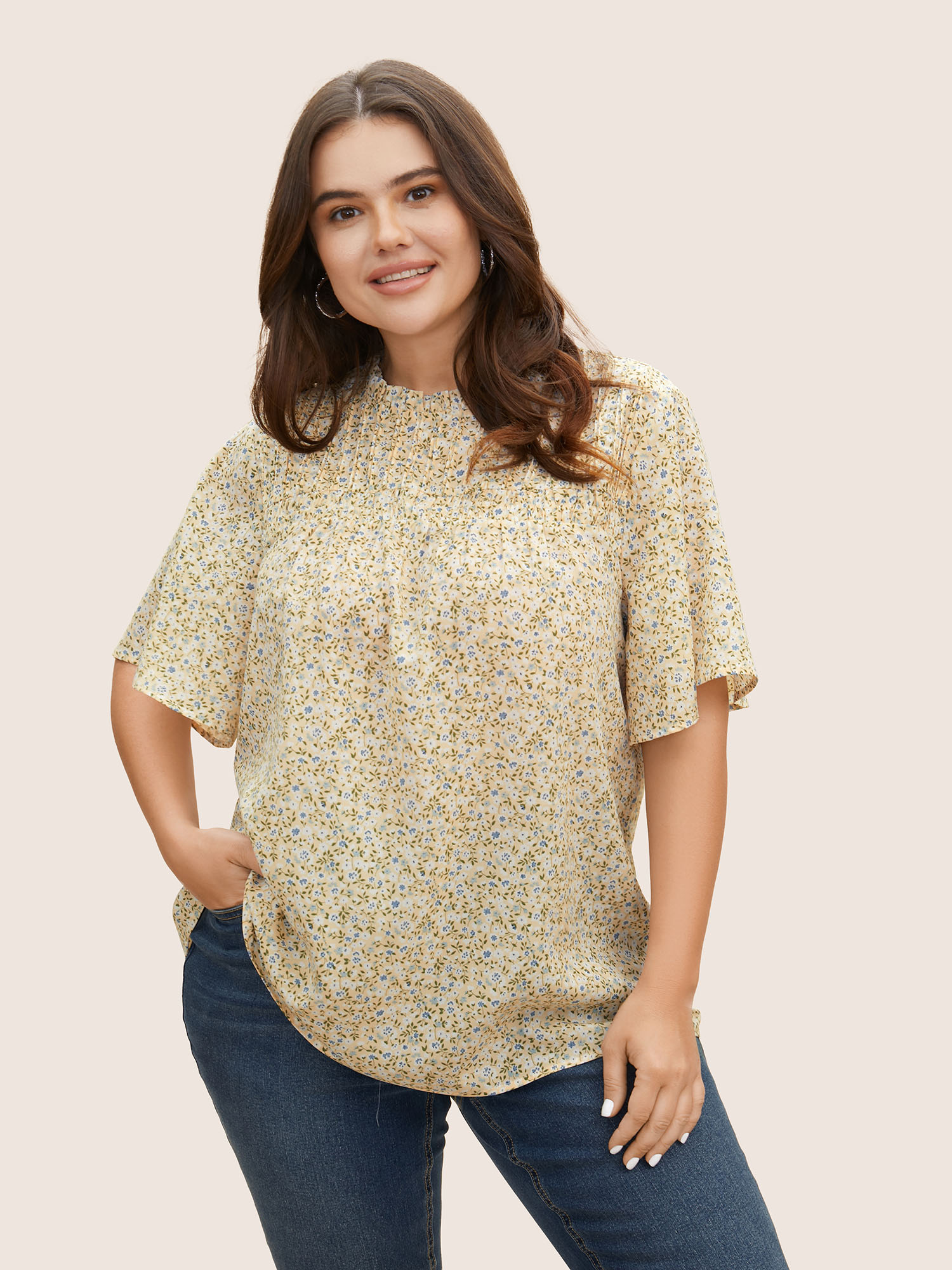 

Plus Size Lightyellow Ditsy Floral Plicated Detail Frill Trim Blouse Women Elegant Short sleeve Round Neck Everyday Blouses BloomChic