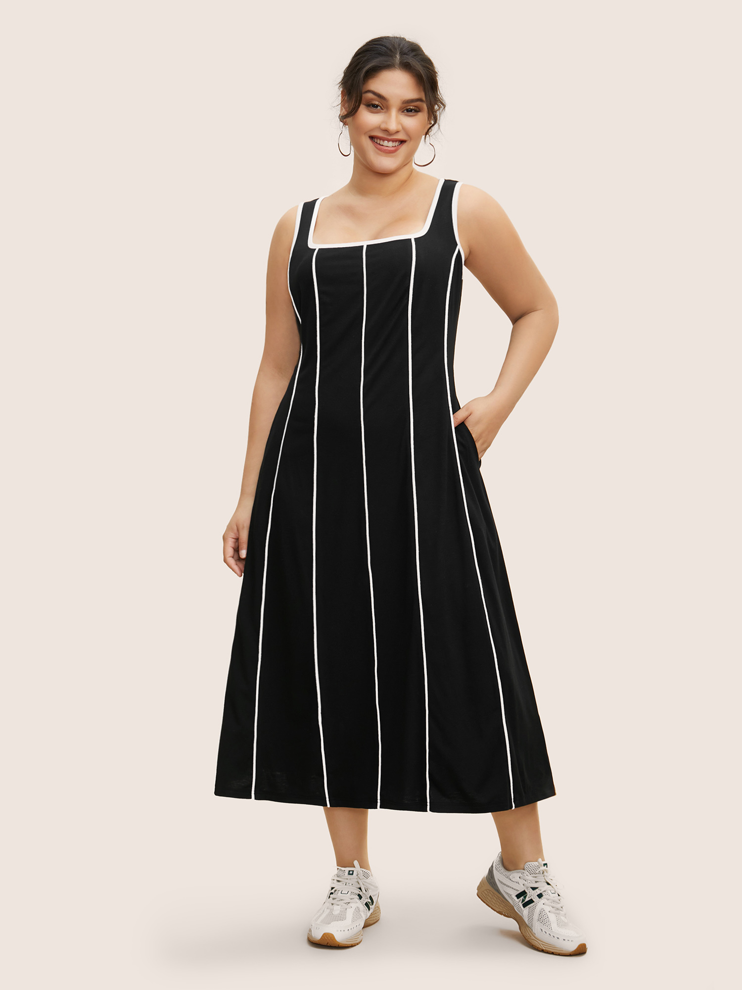 

Plus Size Square Neck Contrast Trim Midi Dress Black Women Contrast Square Neck Sleeveless Curvy BloomChic