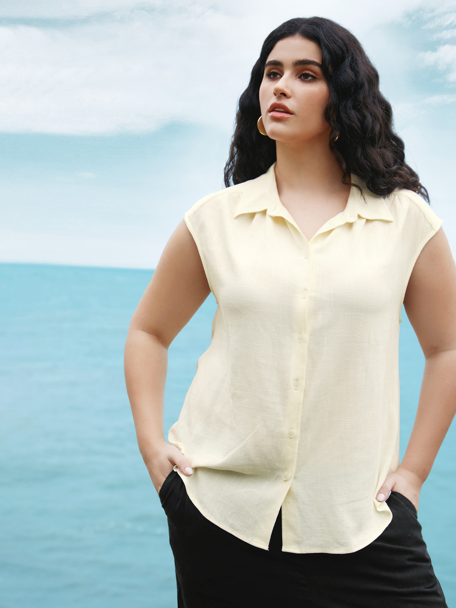 

Plus Size Linen Blend Shirt Collar Arc Hem Blouse Ivory Sleeveless Shirt collar Casual Shirts