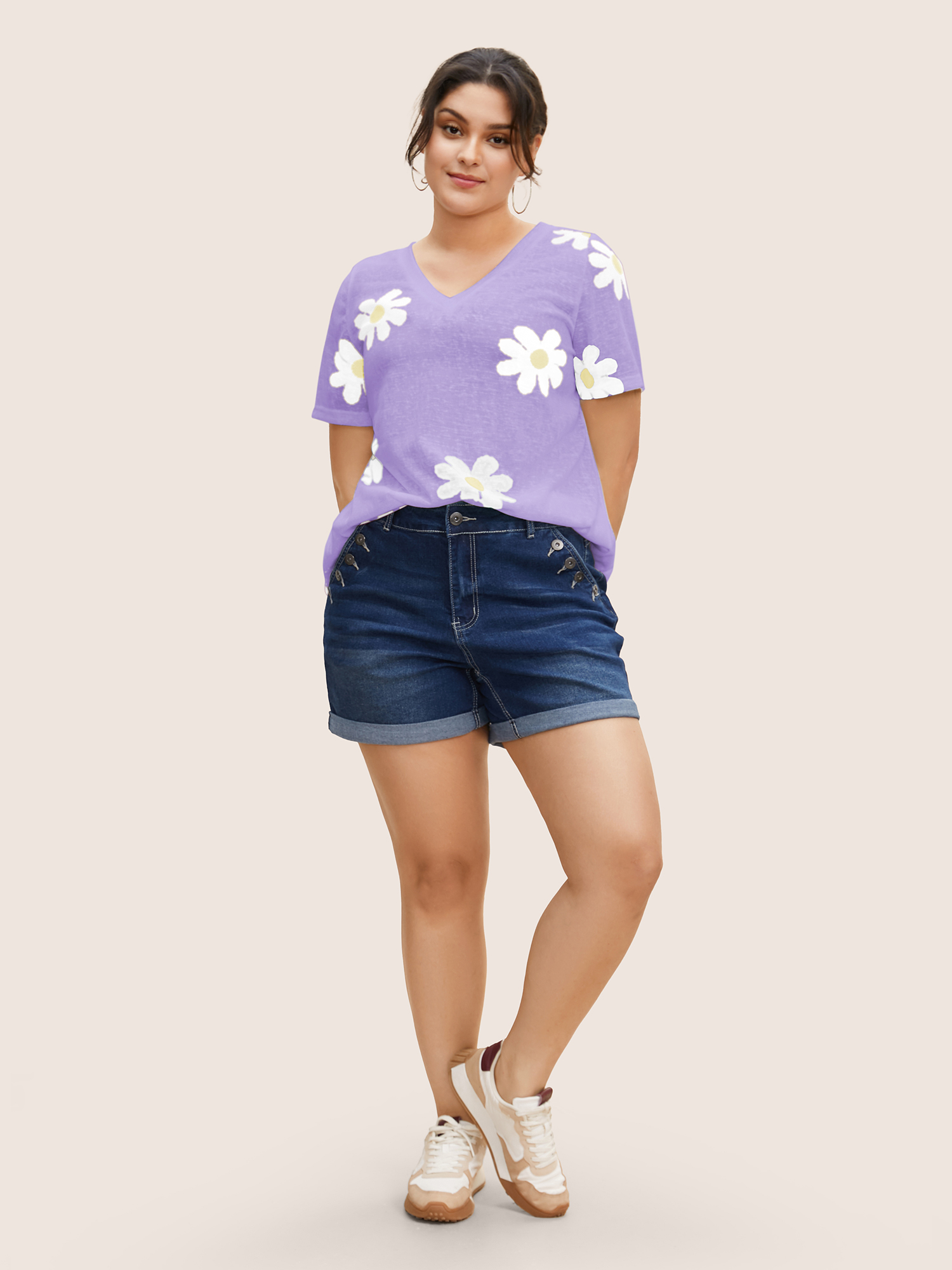 

Plus Size Colored Floral V Neck See Through T-shirt Lilac Women Casual See through Art&design V-neck Everyday T-shirts BloomChic
