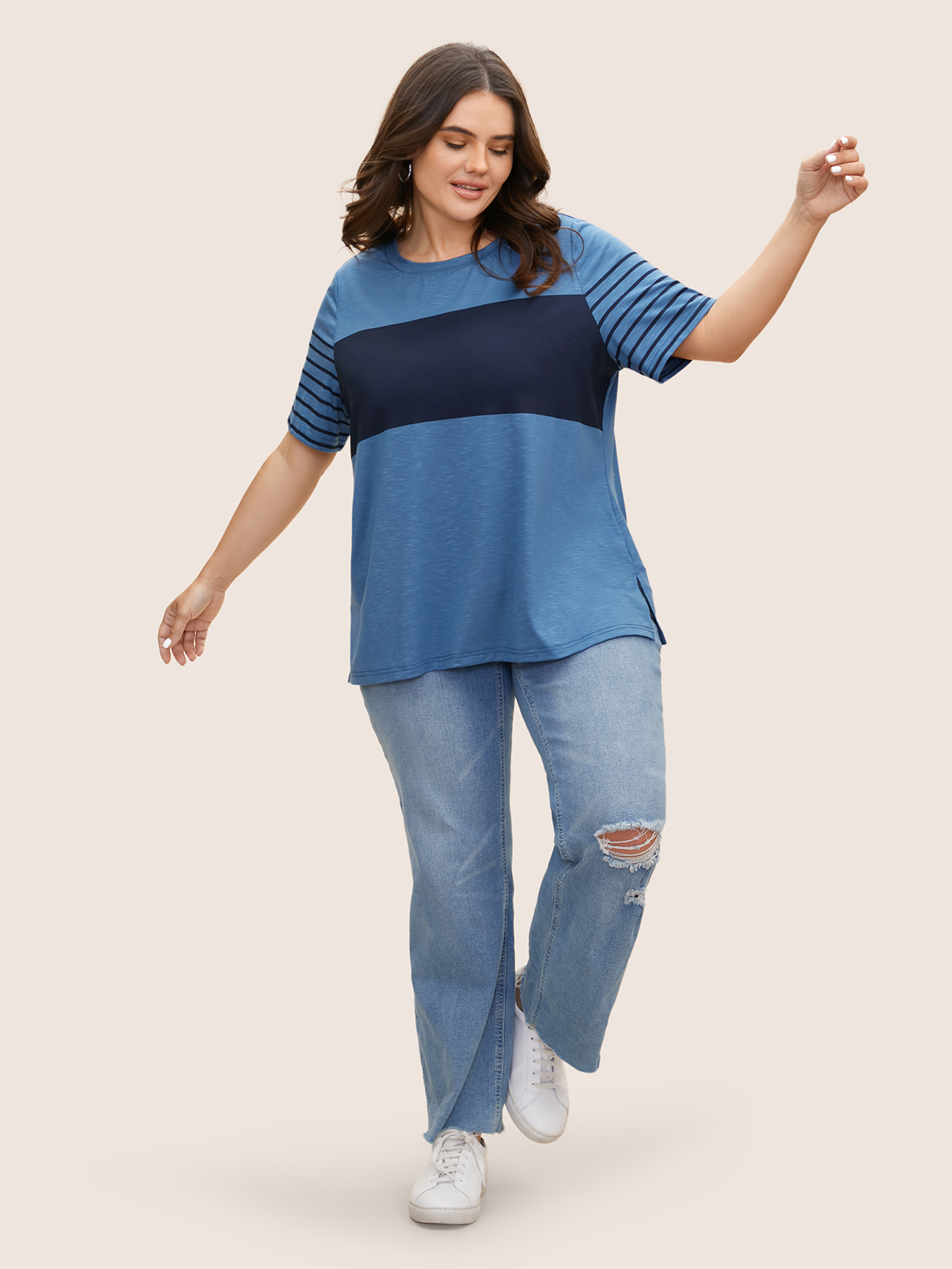 Plus Size Crew Neck Striped Patchwork Contrast T-shirt Mediumblue Women Casual Contrast Art&design Round Neck Everyday T-shirts BloomChic 26/4X 