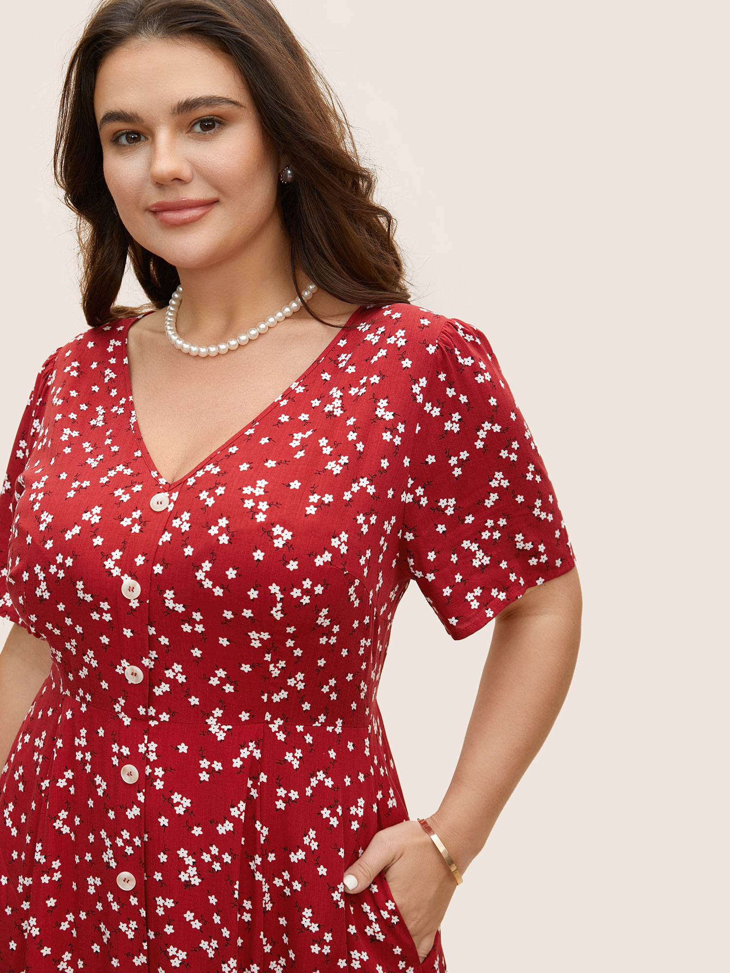 

Plus Size Ditsy Floral Button Detail Elastic Waist Midi Dress Crimson Women Gathered V-neck Short sleeve Curvy BloomChic