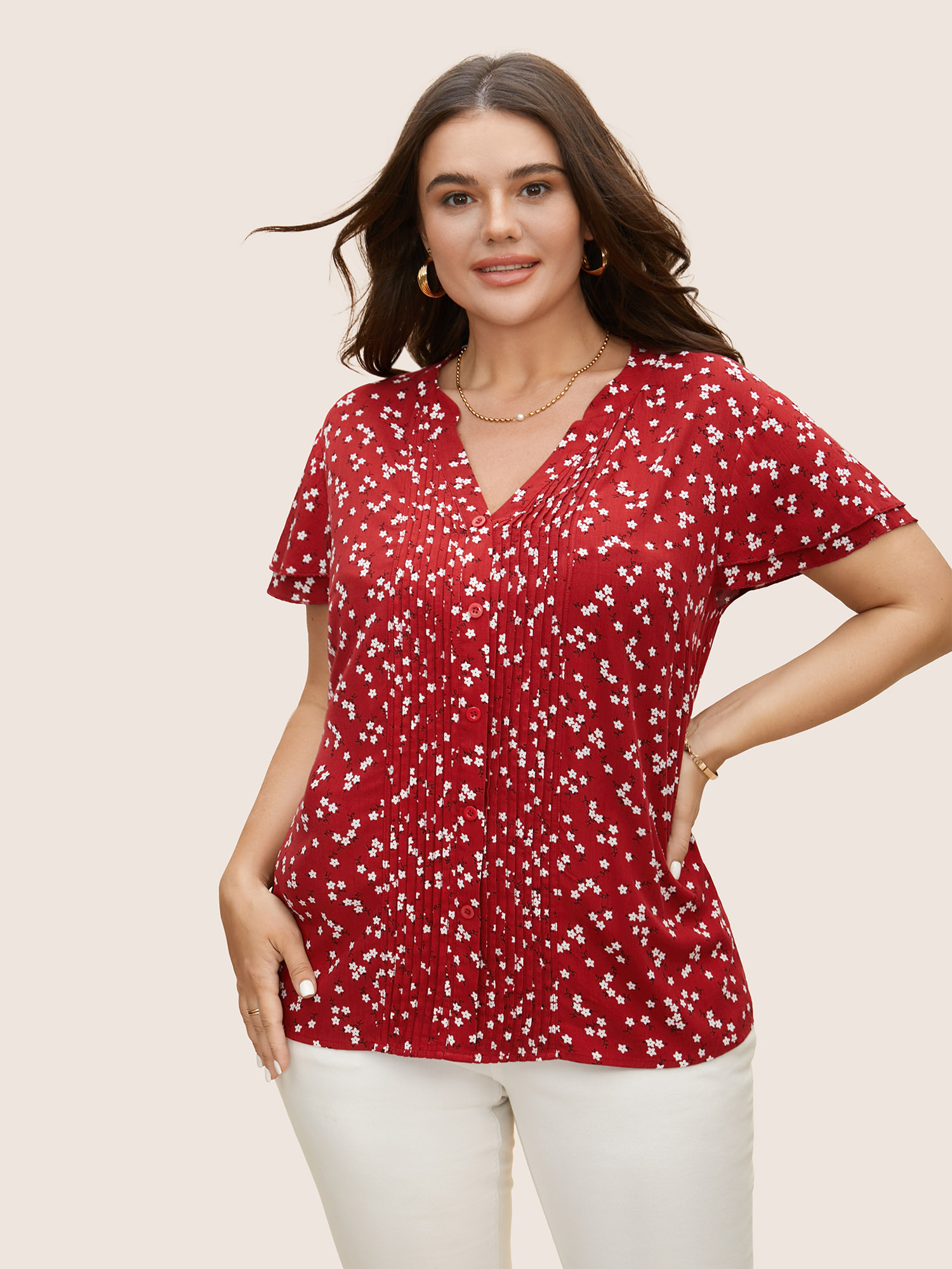 

Plus Size Crimson Ditsy Floral Pleated Button Detail Tiered Ruffles Blouse Women Elegant Short sleeve Flat collar with V-notch Everyday Blouses BloomChic