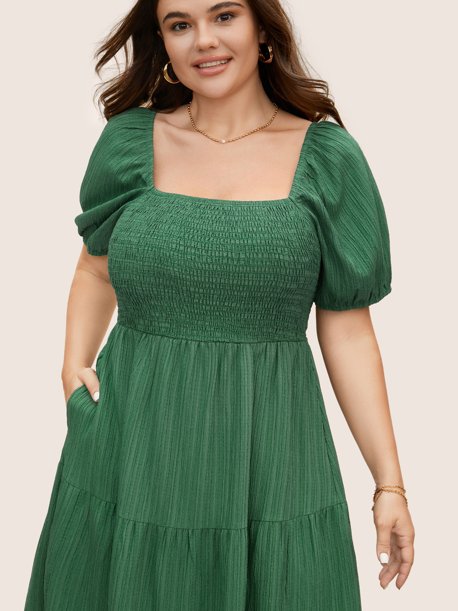 

Plus Size Square Neck Texture Shirred Puff Sleeve Dress Emerald Women Elegant Texture Square Neck Short sleeve Curvy BloomChic