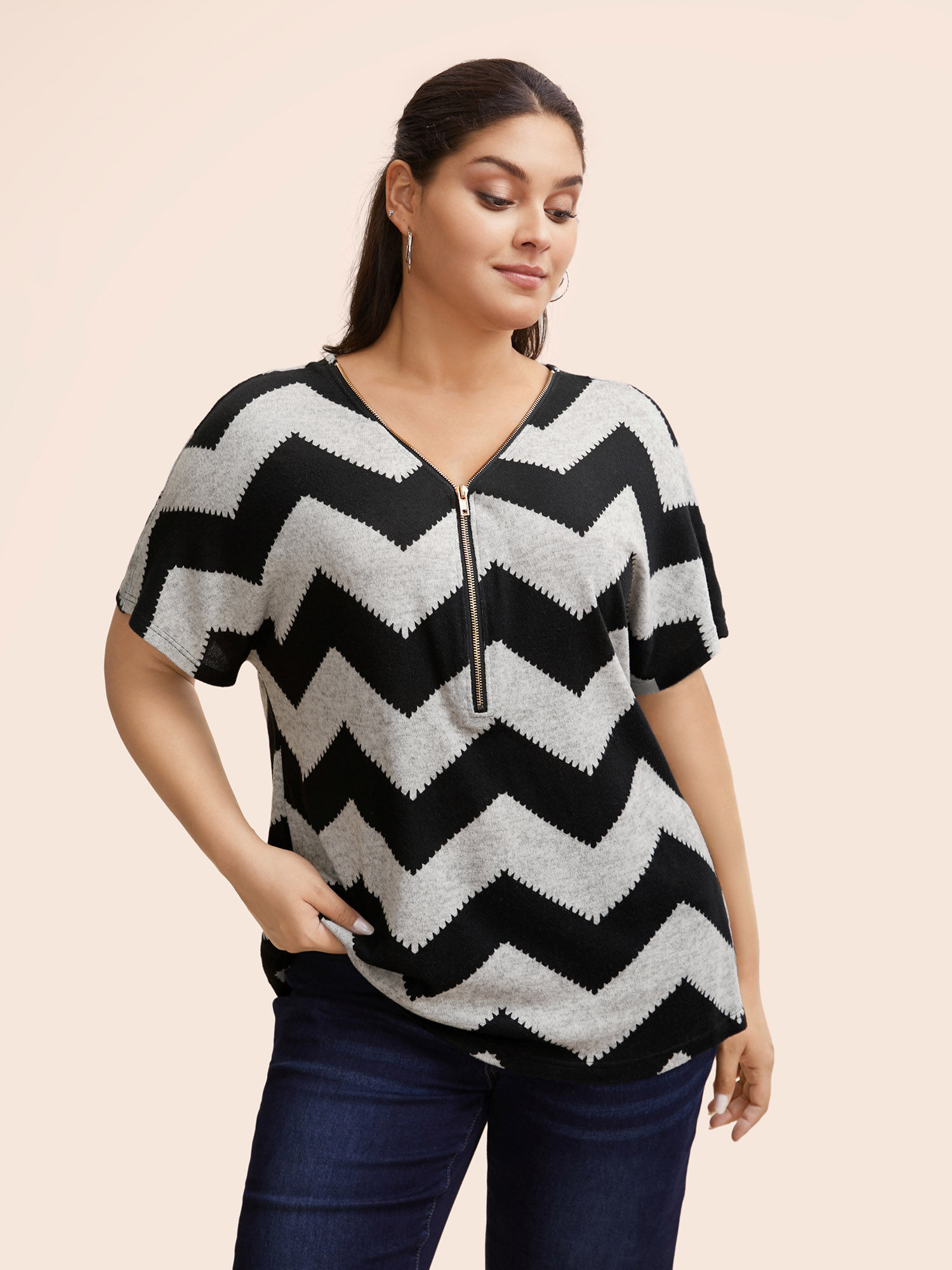 

Plus Size Striped Zipper Batwing Sleeve T-shirt Black Women Casual Zipper Striped V-neck Dailywear T-shirts BloomChic