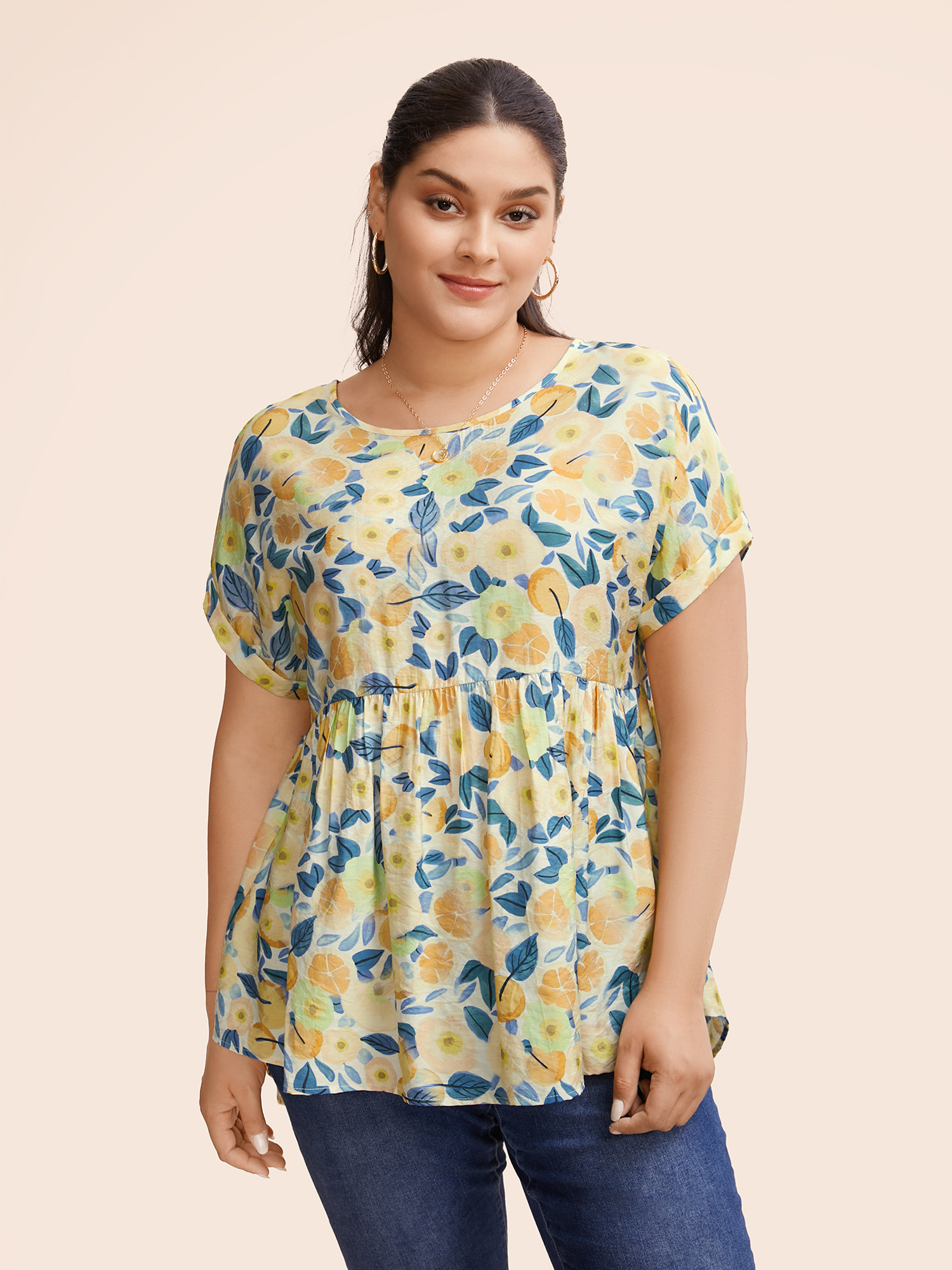 

Plus Size Lightyellow Fruit Print Curved Hem Batwing Sleeve Blouse Women Casual Cap Sleeve Round Neck Everyday Blouses BloomChic