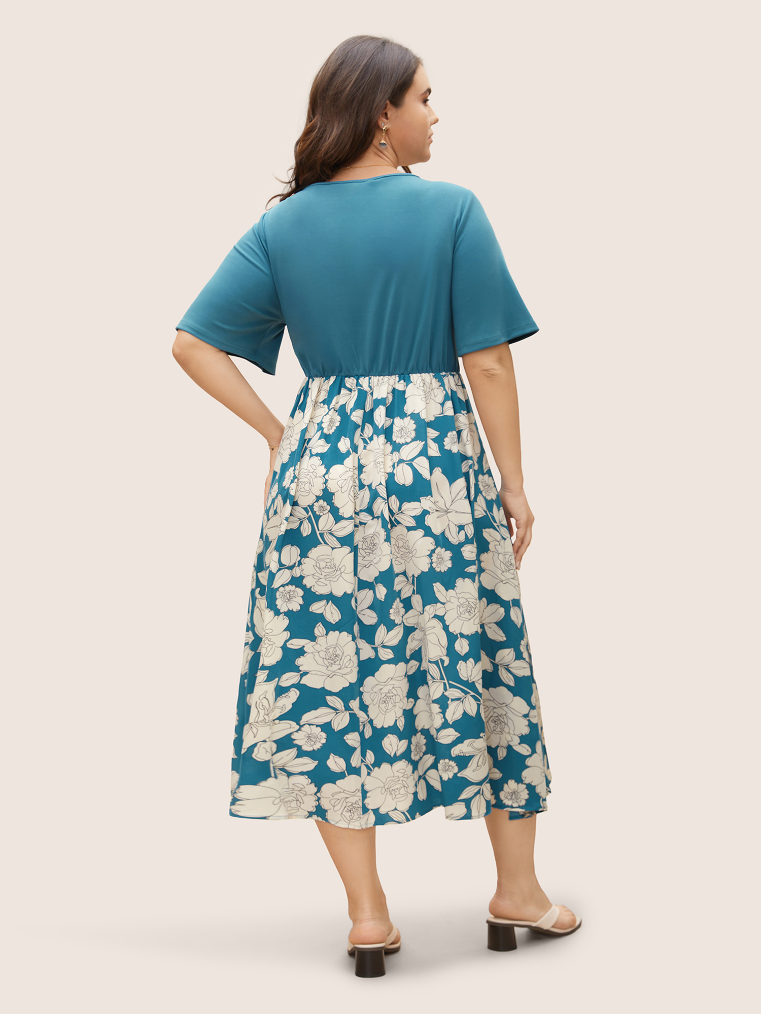 

Plus Size Floral Patchwork Twist Front Midi Dress Cerulean Women Elegant Twist V-neck Short sleeve Curvy BloomChic