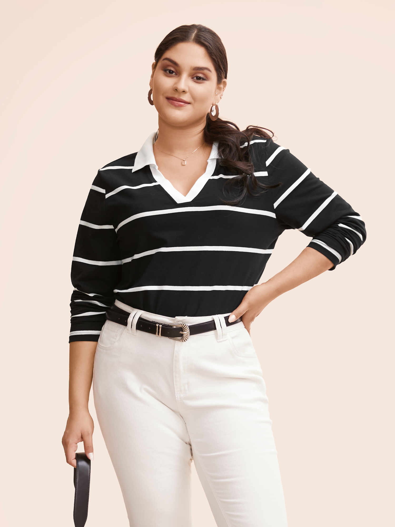 

Plus Size Striped Contrast Collared V Neck T-shirt Black Women At the Office Contrast Polo Work T-shirts BloomChic