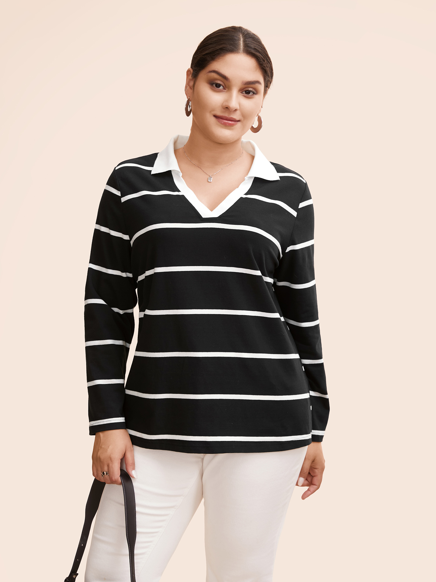 

Plus Size Striped Contrast Collared V Neck T-shirt Black Women At the Office Contrast Polo Work T-shirts BloomChic