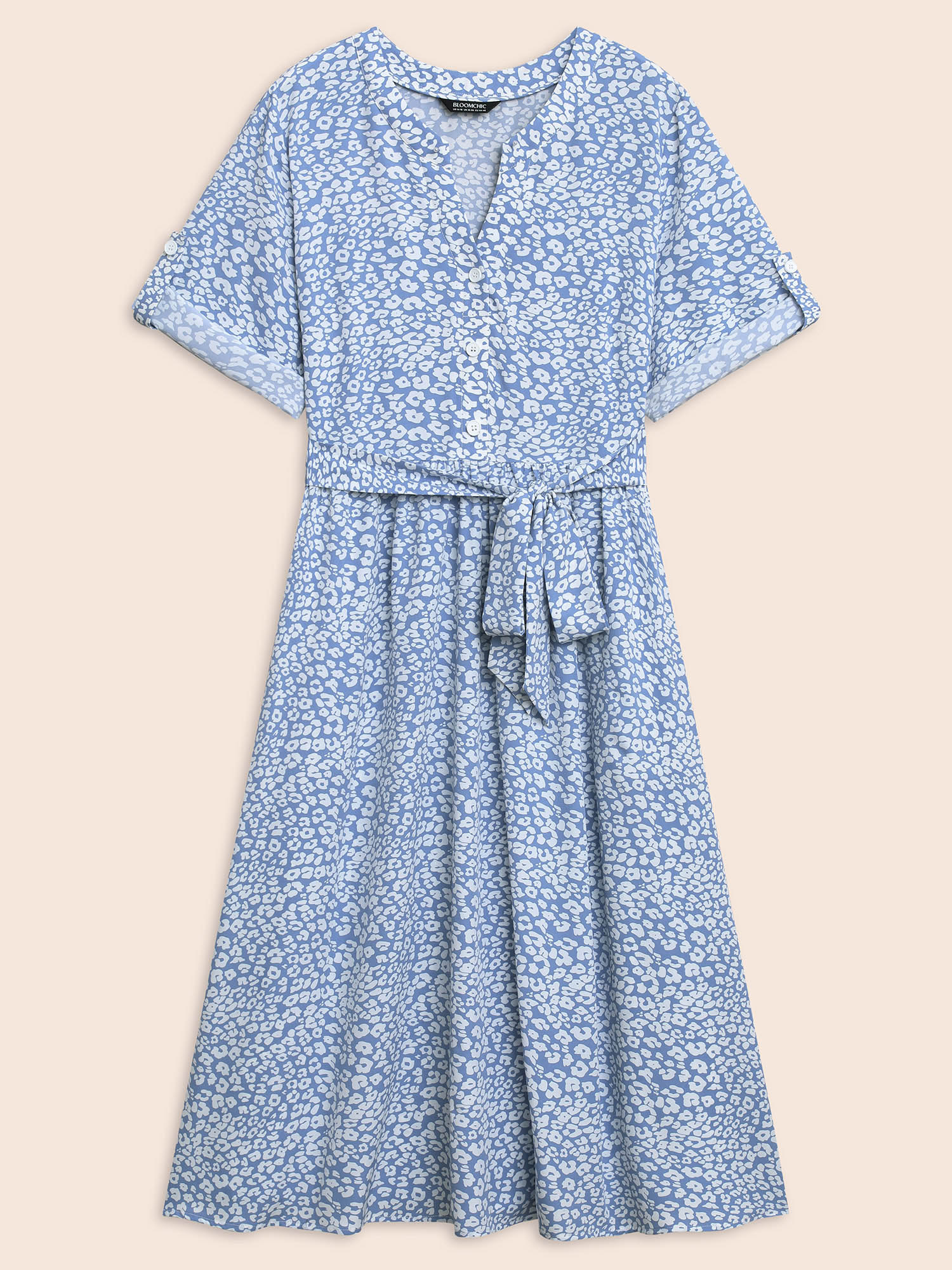 

Plus Size Daisy Print Midi Tab Sleeve Dress LightBlue Women Casual Belted Flat collar with V-notch Elbow-length sleeve Curvy BloomChic