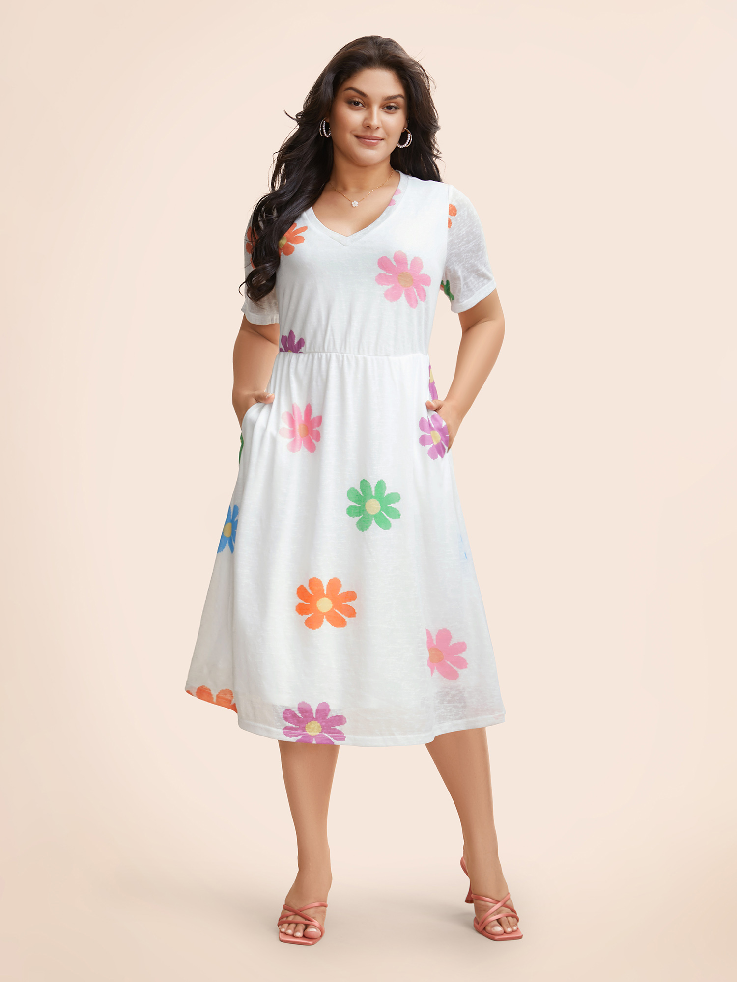 

Plus Size Multi-color Floral Print Dress WhiteSmoke Women Elegant Texture V-neck Short sleeve Curvy BloomChic