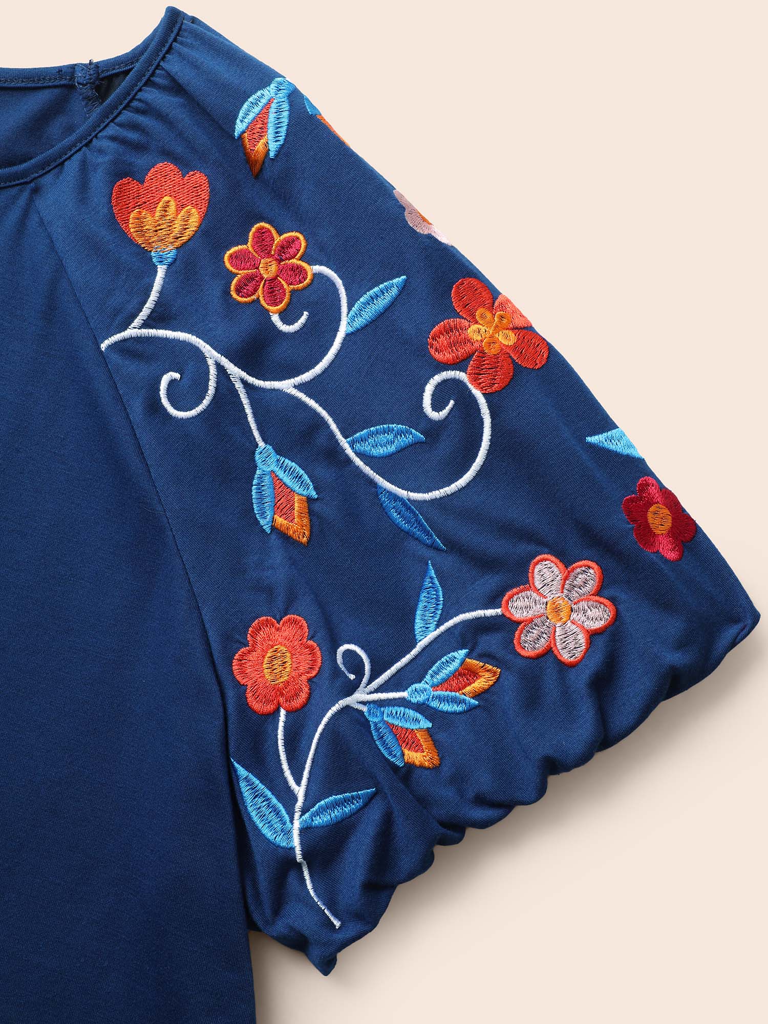 

Plus Size Floral Embroidered Lantern Sleeve T-shirt Indigo Women Elegant Embroidered Natural Flowers Round Neck Everyday T-shirts BloomChic