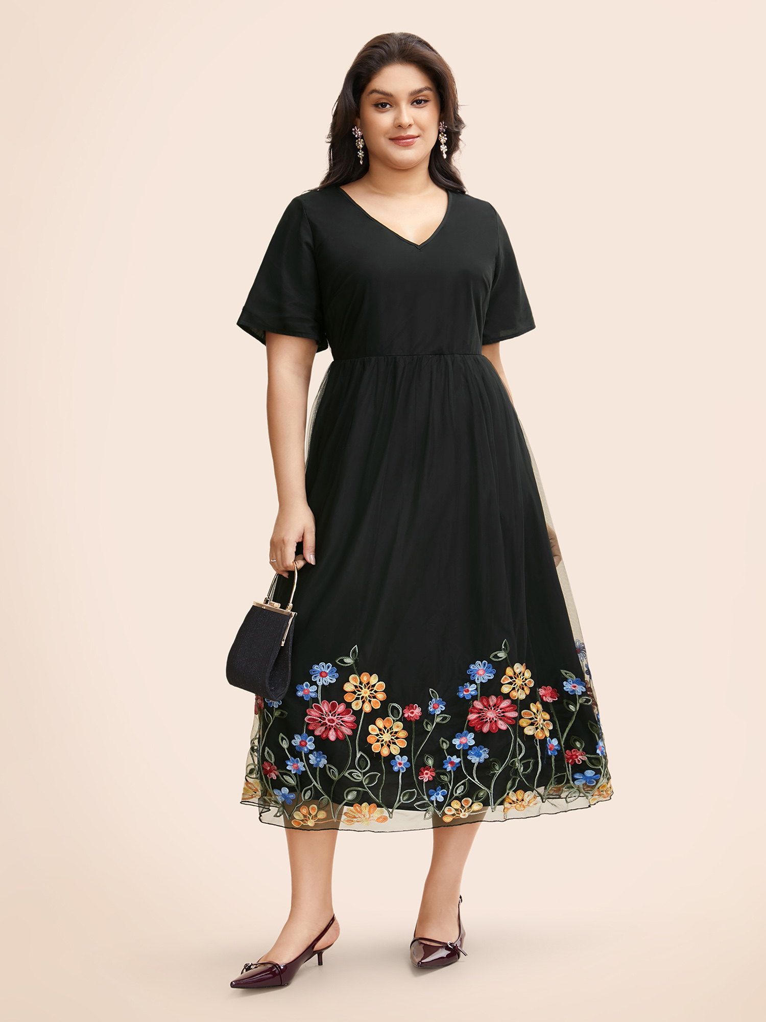 

Plus Size V Neck Floral Embroidered Mesh Dress Black Women Formal See through V-neck Short sleeve Curvy BloomChic