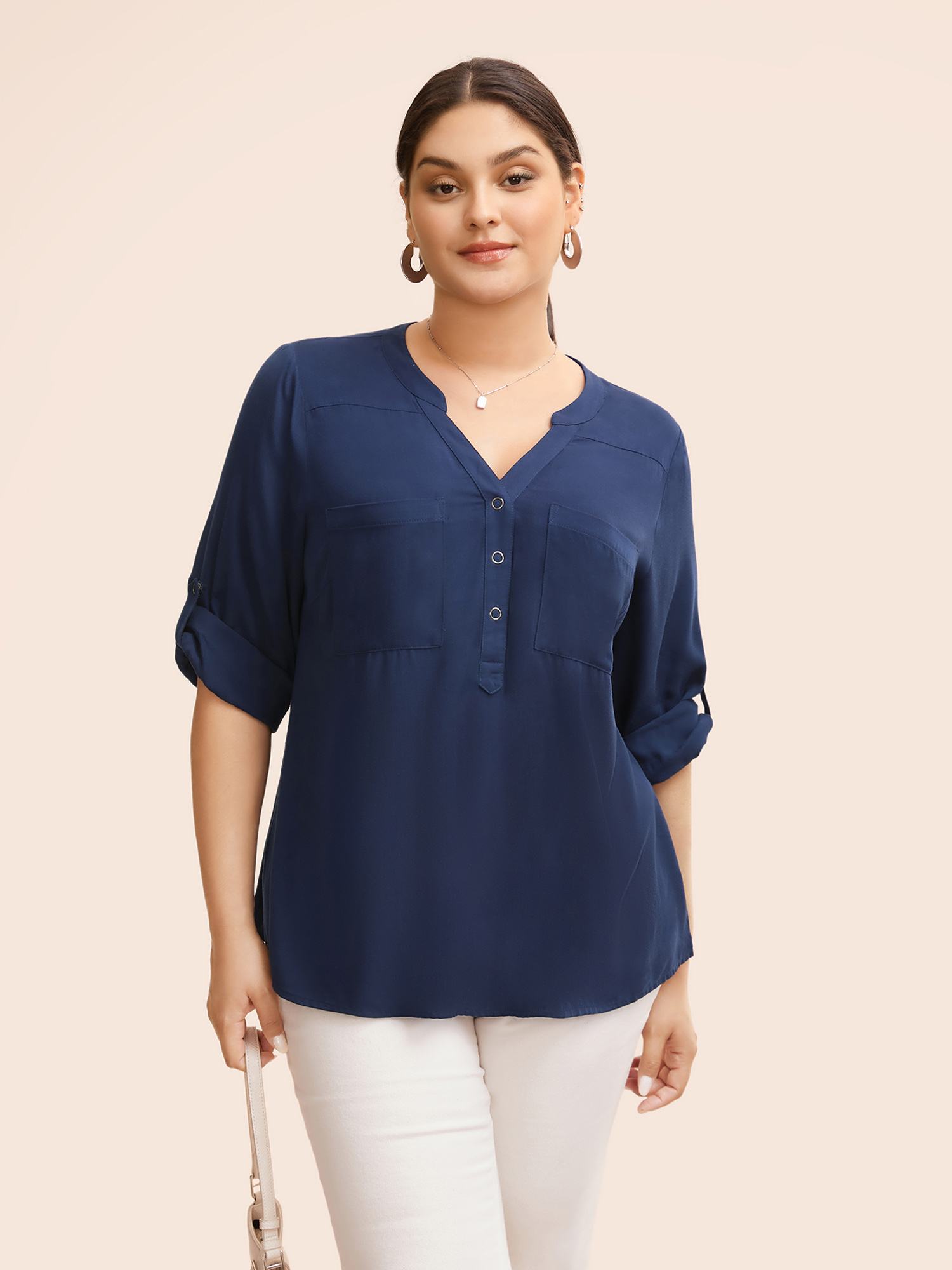 

Plus Size Indigo Patch Pocket Tab Sleeve Slit Hem Blouse Women At the Office Elbow-length sleeve Notched collar Work Blouses BloomChic
