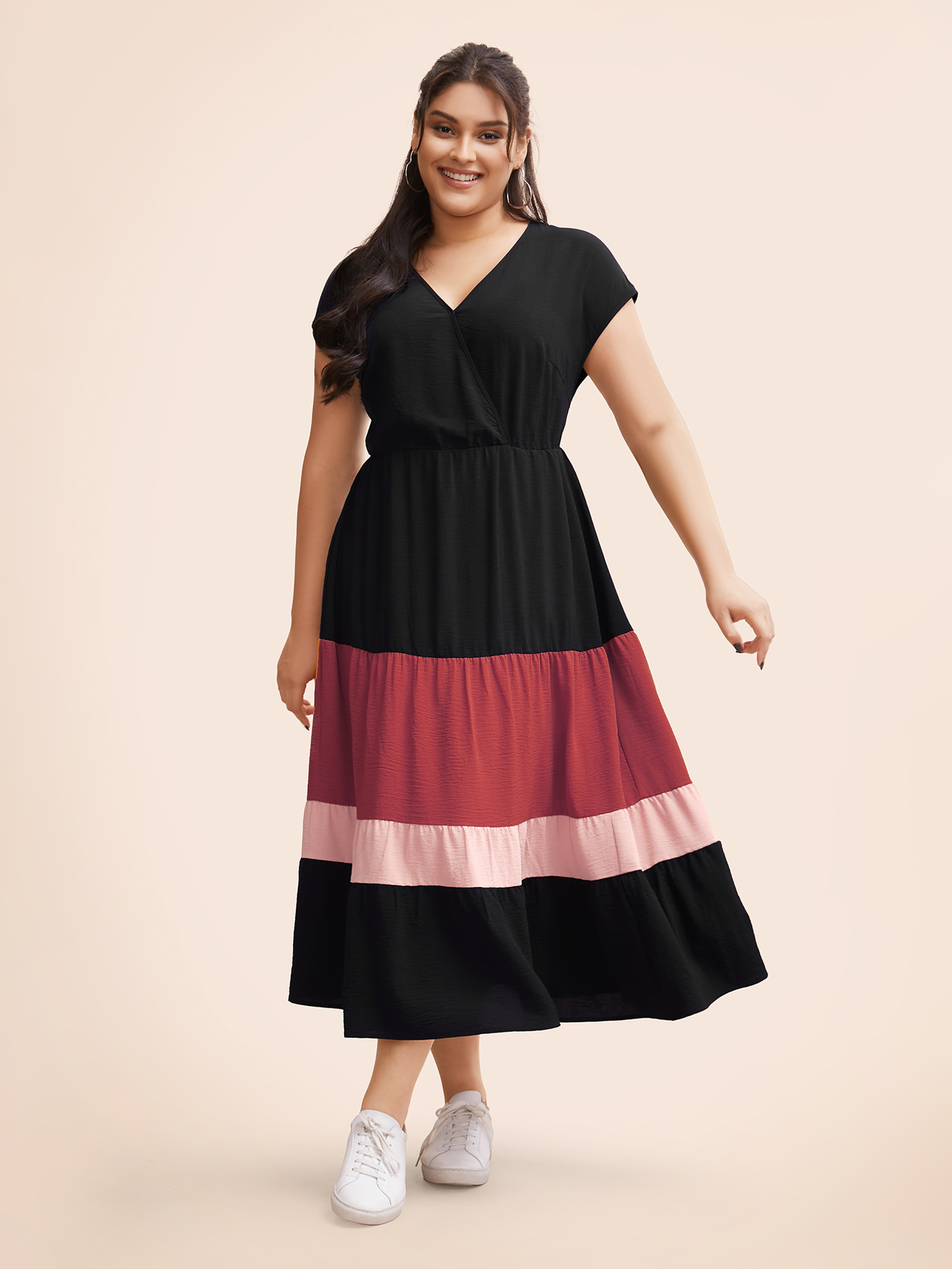 

Plus Size Colorblock Contrast Pocket Wrap Flutter Tiered Tank Dress Black Women Casual Wrap V-neck Cap Sleeve Curvy Midi Dress BloomChic