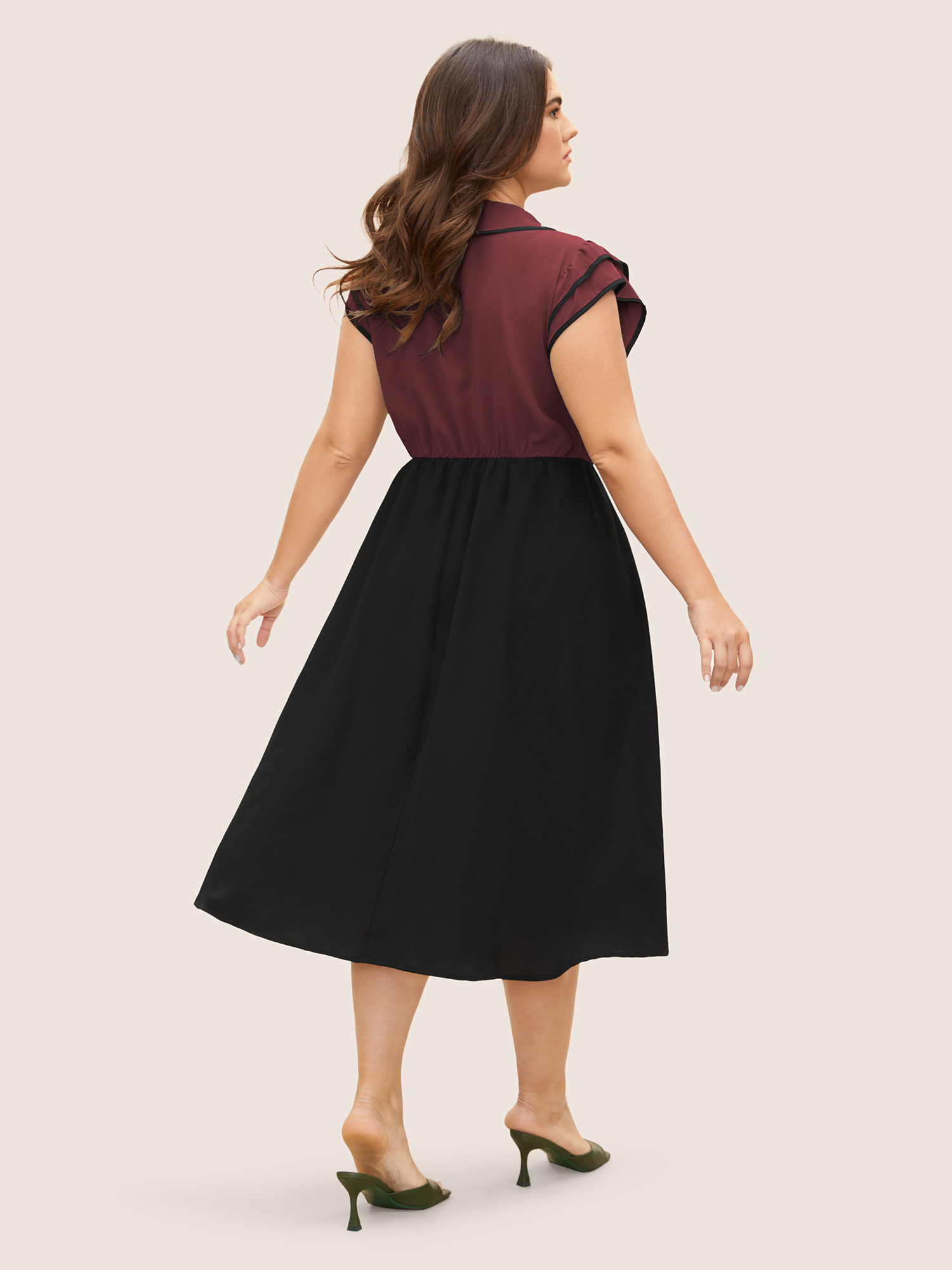 Plus Size Two-colored Knot Tie Midi Dress Burgundy Women Elegant Tie knot V-neck Cap Sleeve Curvy BloomChic 14-16/1X 