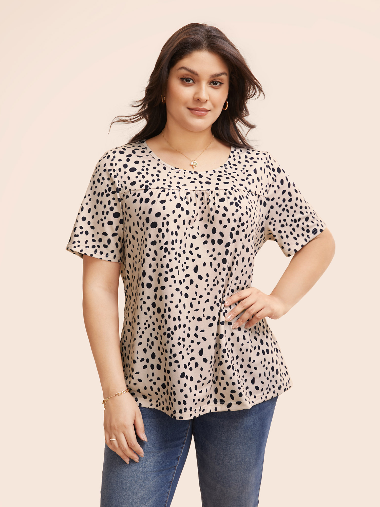 

Plus Size Polka Dot Round Neck Gathered T-shirt Champagne Women Resort Gathered Round Neck Vacation T-shirts BloomChic