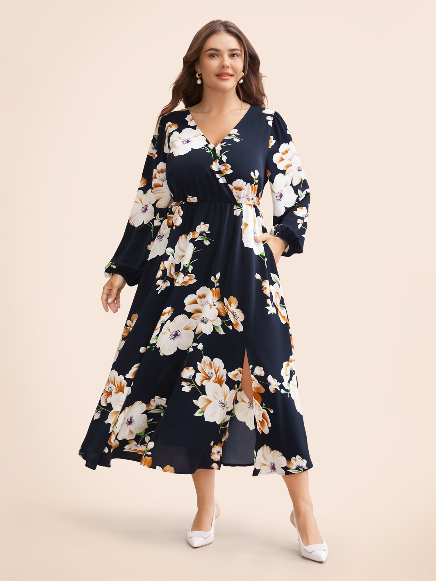 

Plus Size Bloom Dress - Floral Lantern Sleeve Pocket Split Surplice Neck Flutter Maxi Dress DarkBlue Women Elegant Printed V-neck Long Sleeve Curvy Long Dress BloomChic