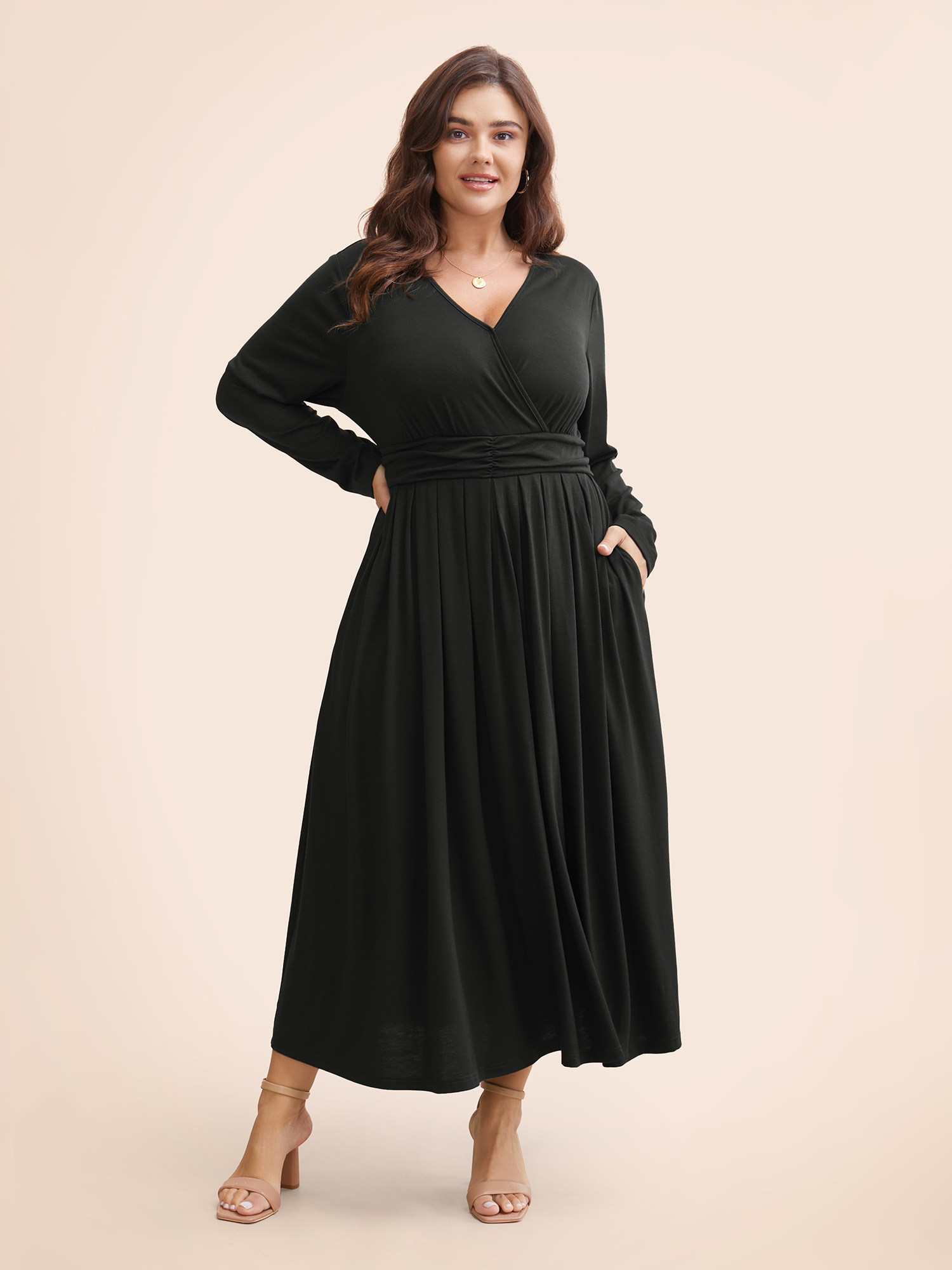 

Plus Size Supersoft Essentials Ruched Wrap Pleated Hem Dress Black Women Casual Non Overlap Collar Long Sleeve Curvy Midi Dress BloomChic
